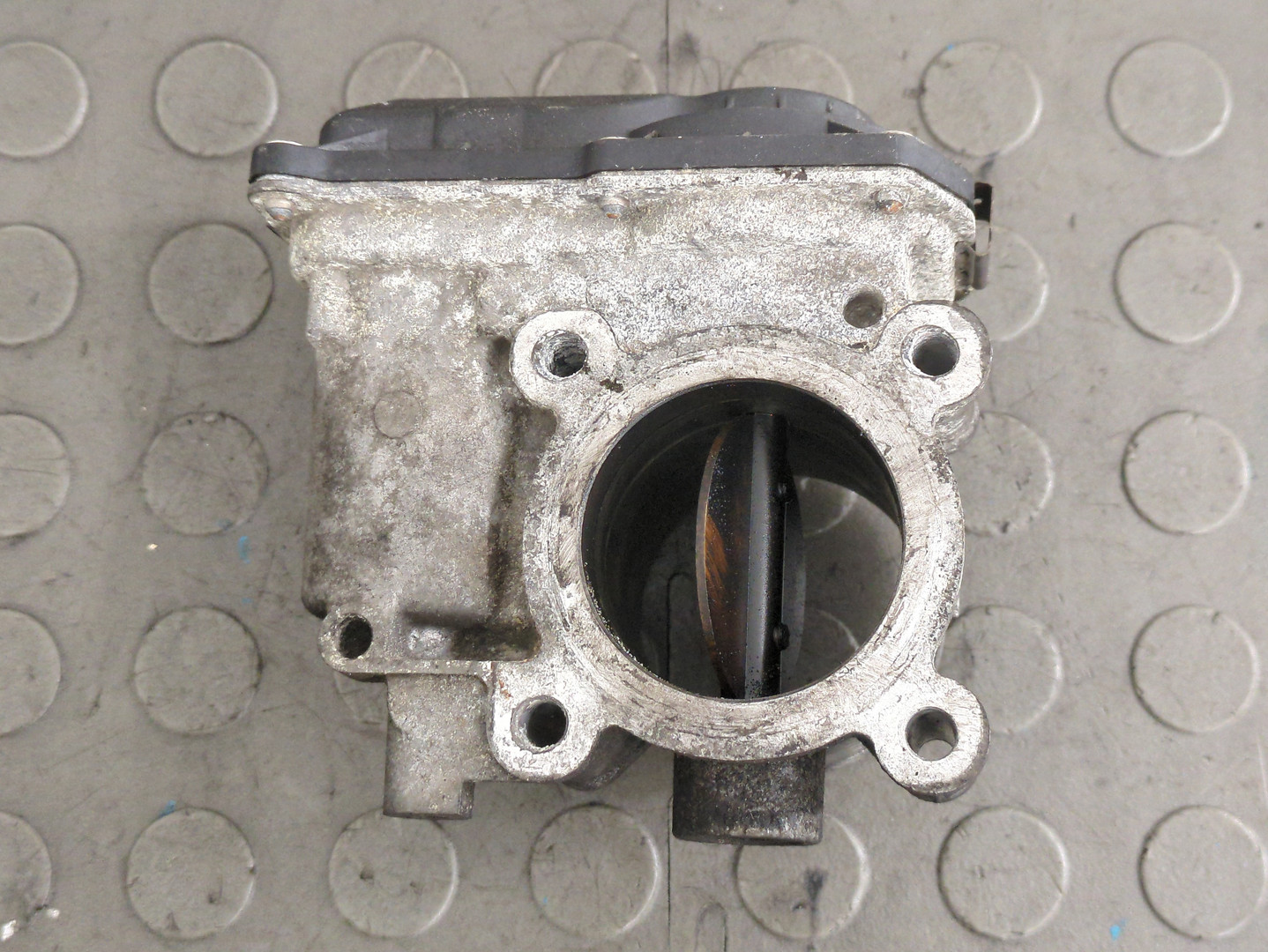 Заслонка дроссельная электрическая