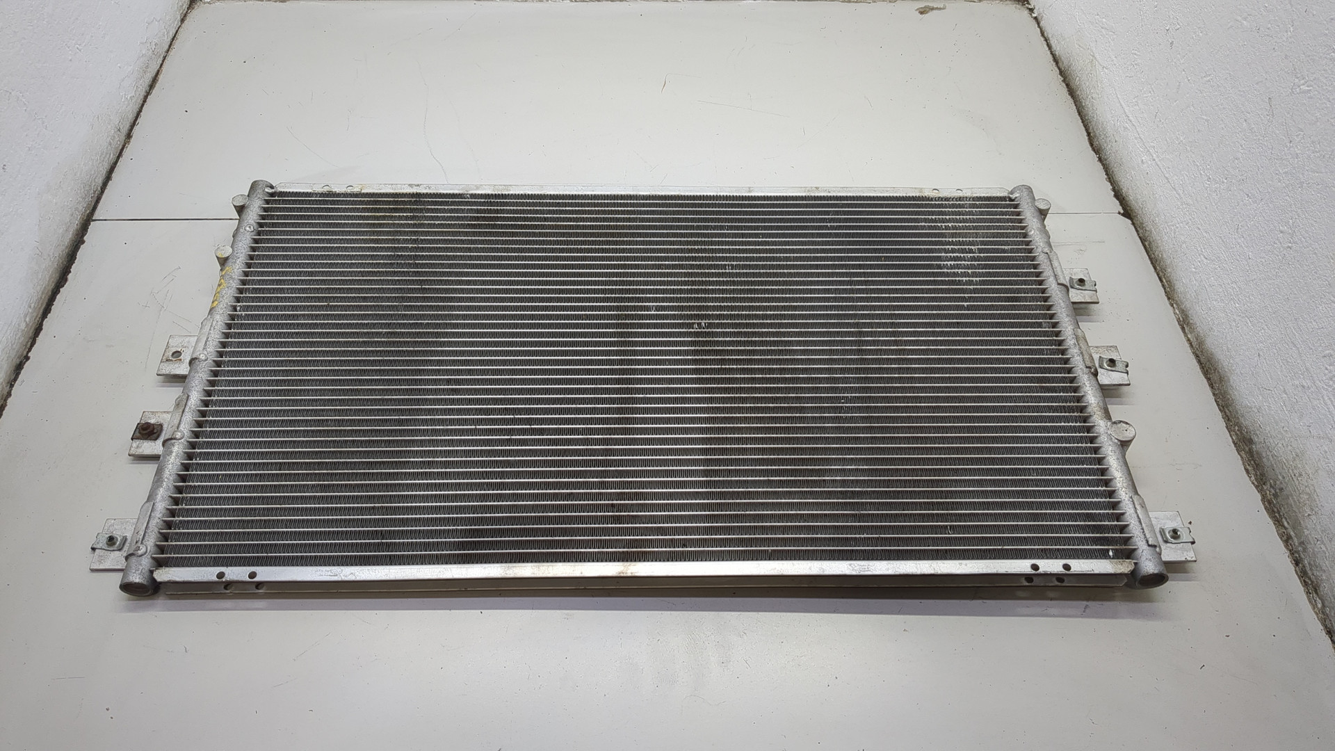 Радиатор кондиционера / конденсер