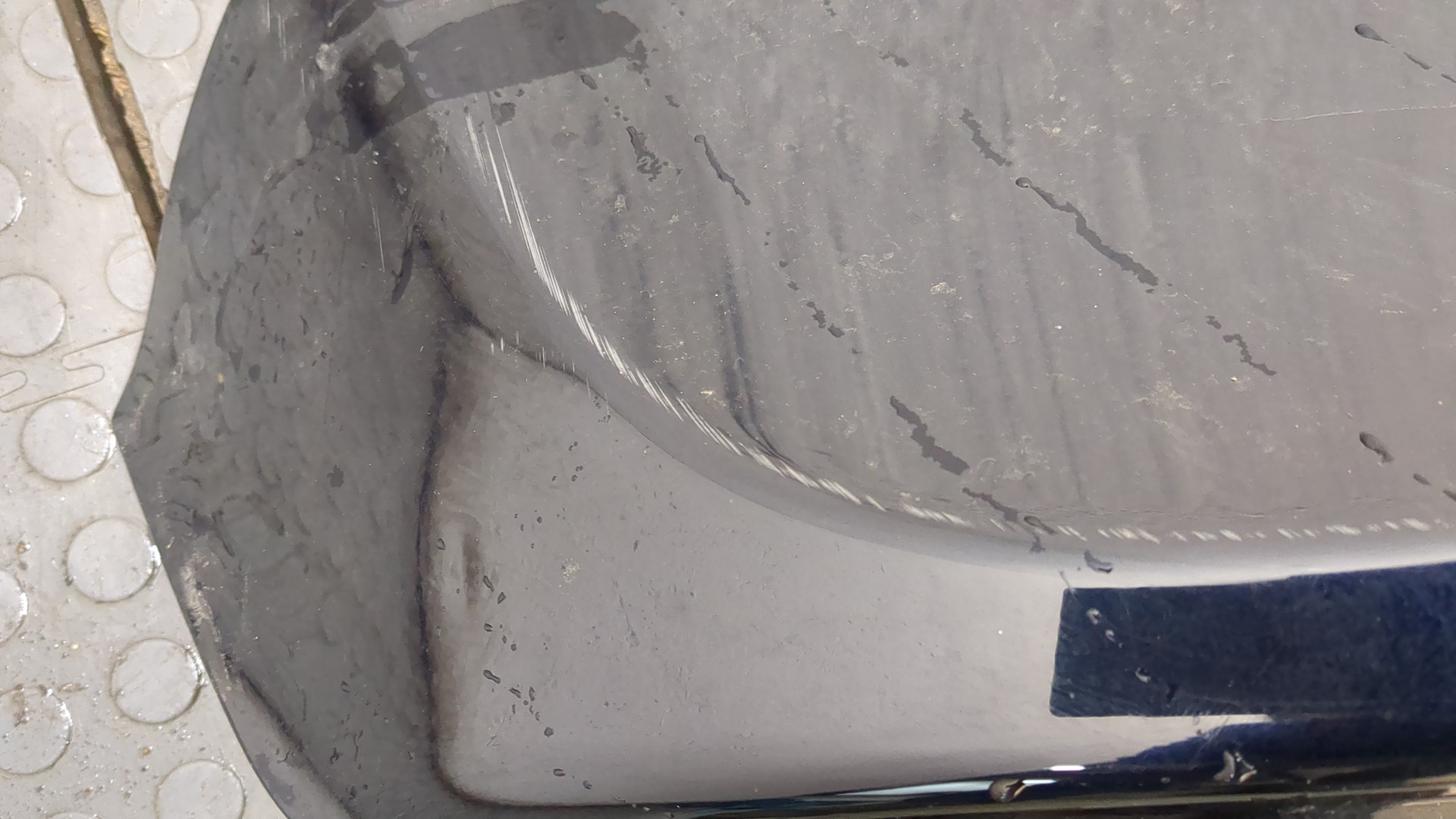 Дверь багажника