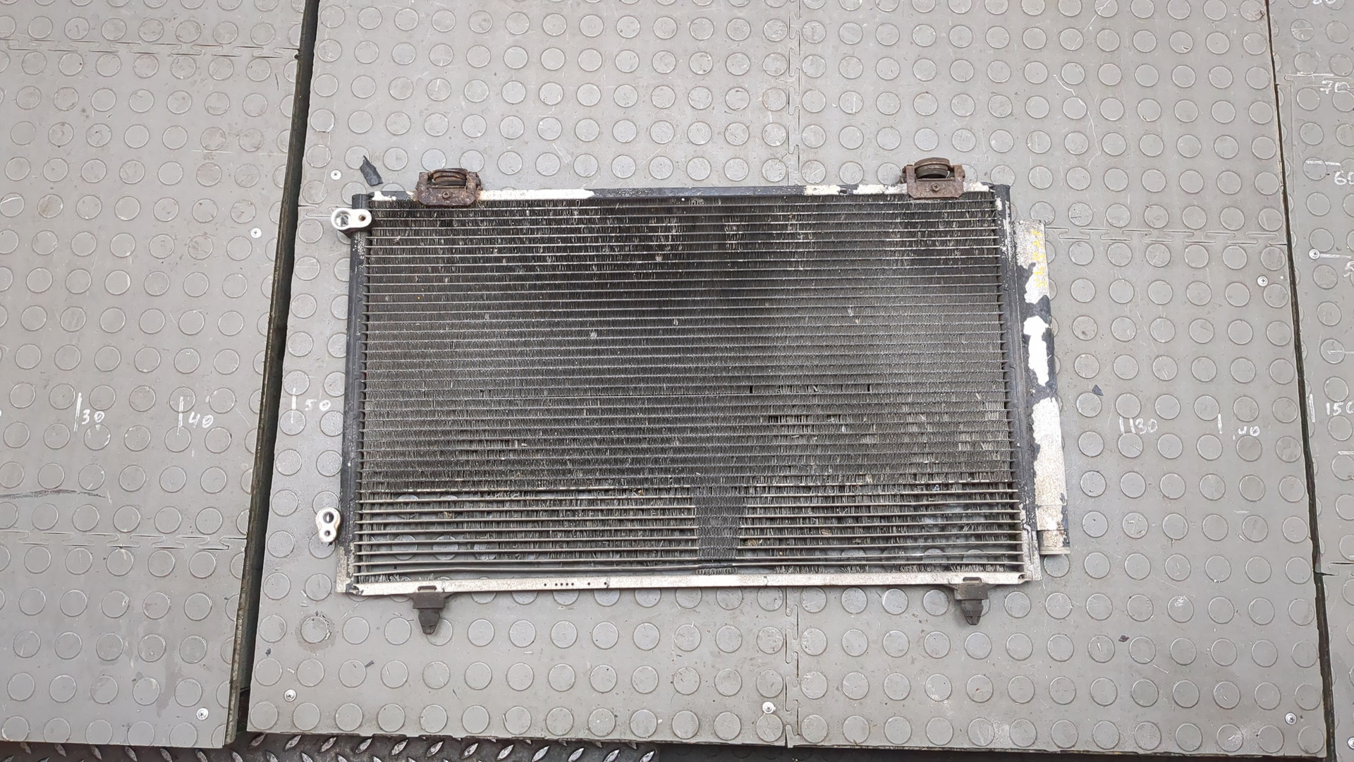 Радиатор кондиционера / конденсер