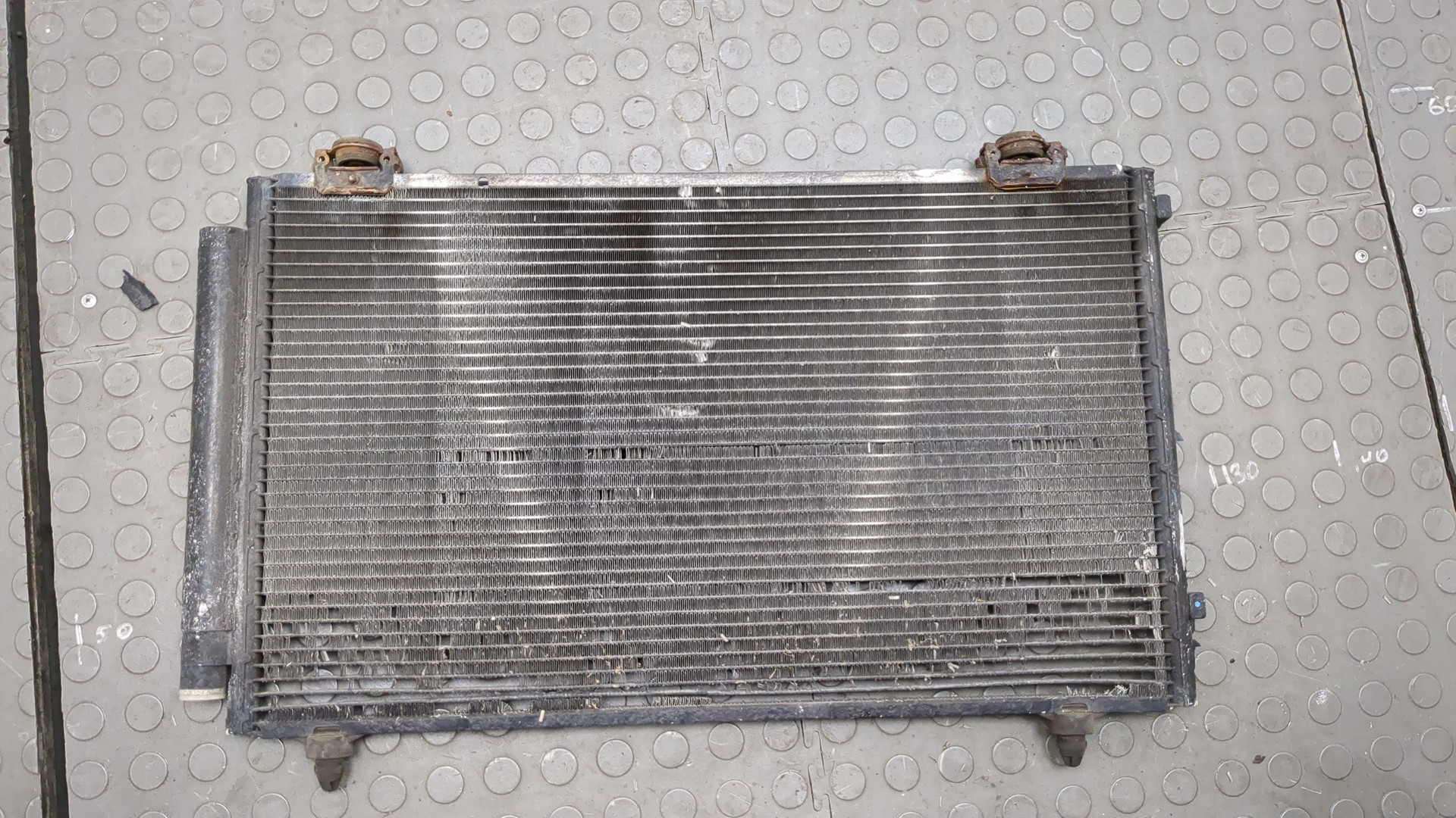 Радиатор кондиционера / конденсер