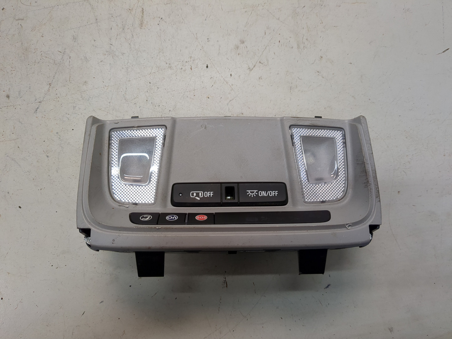 Плафон салонный