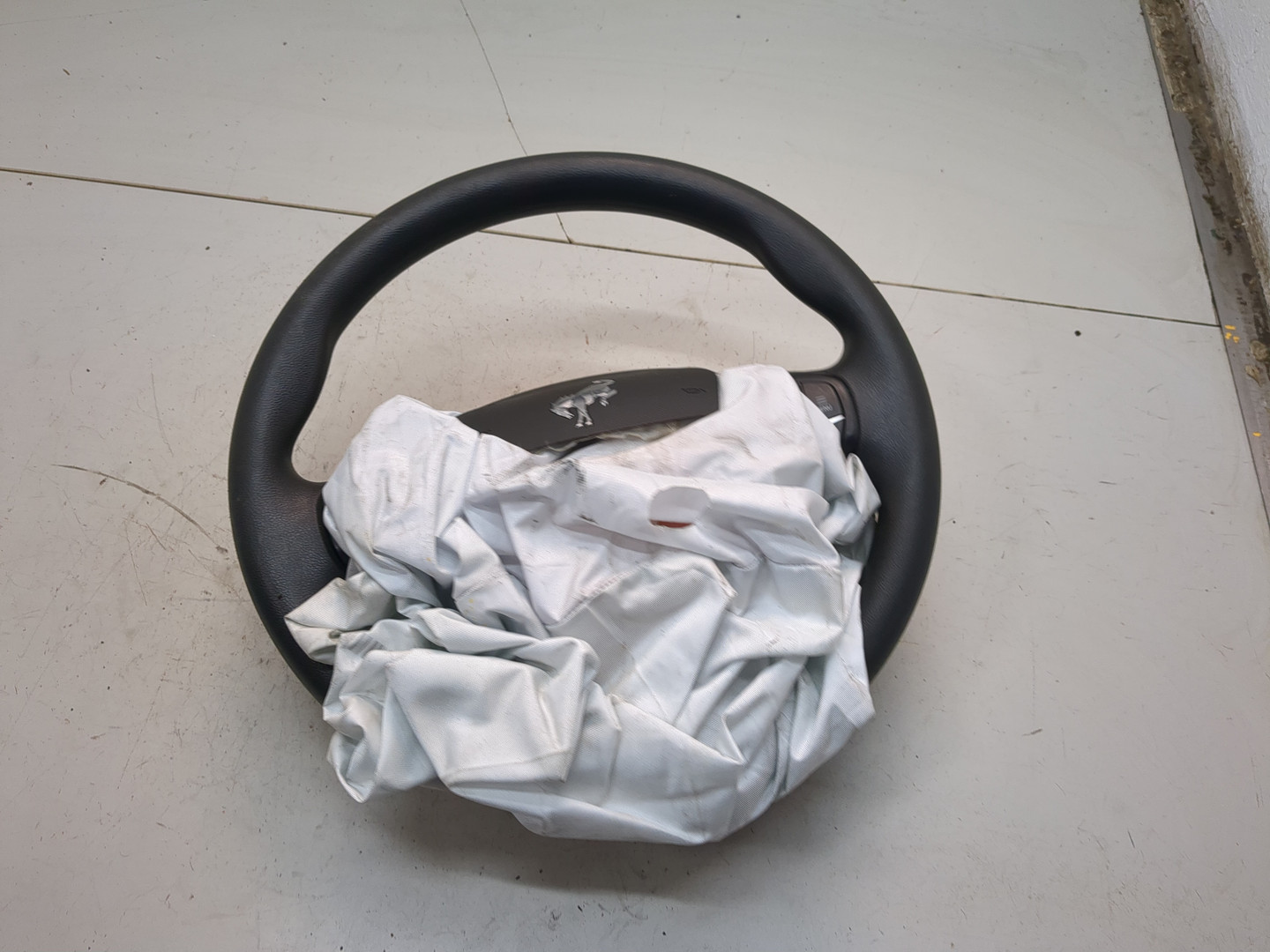 Рулевое колесо (руль)