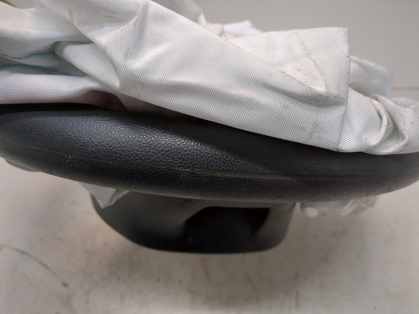 Рулевое колесо (руль)