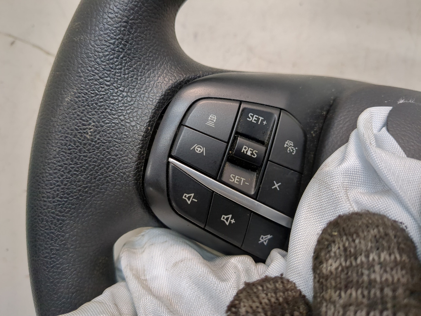 Рулевое колесо (руль)