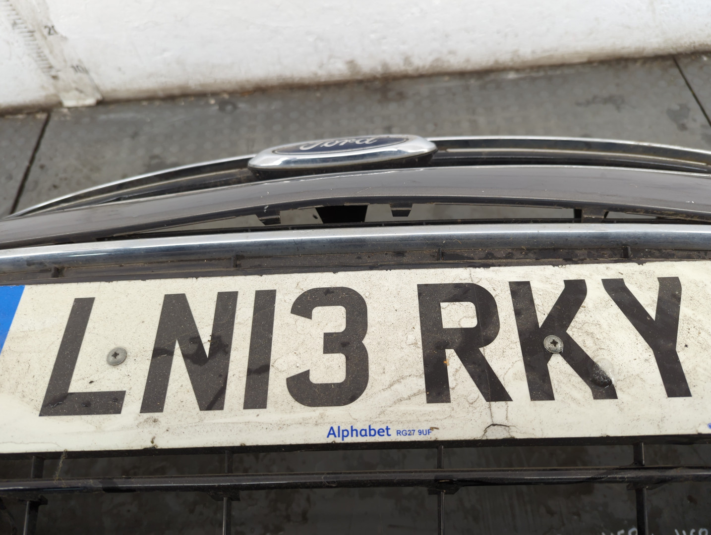 Бампер передний