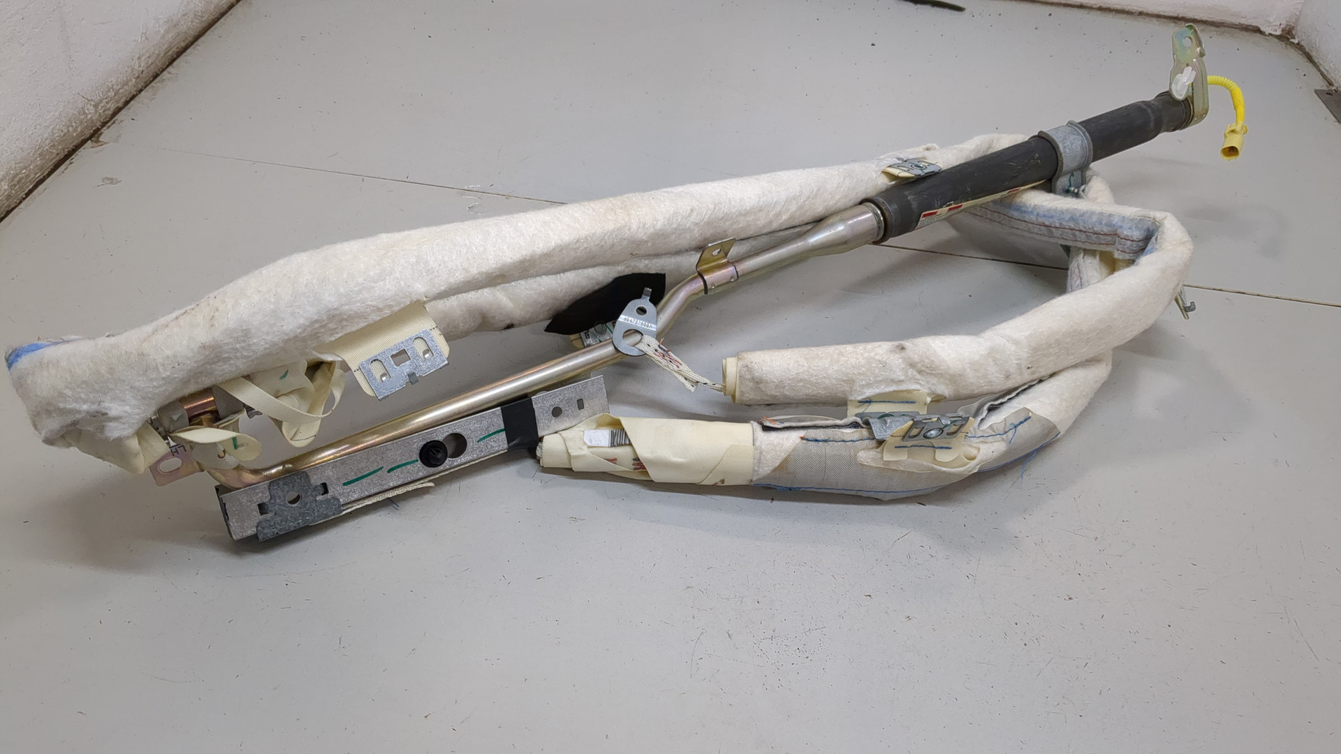 Подушка безопасности боковая (шторка)