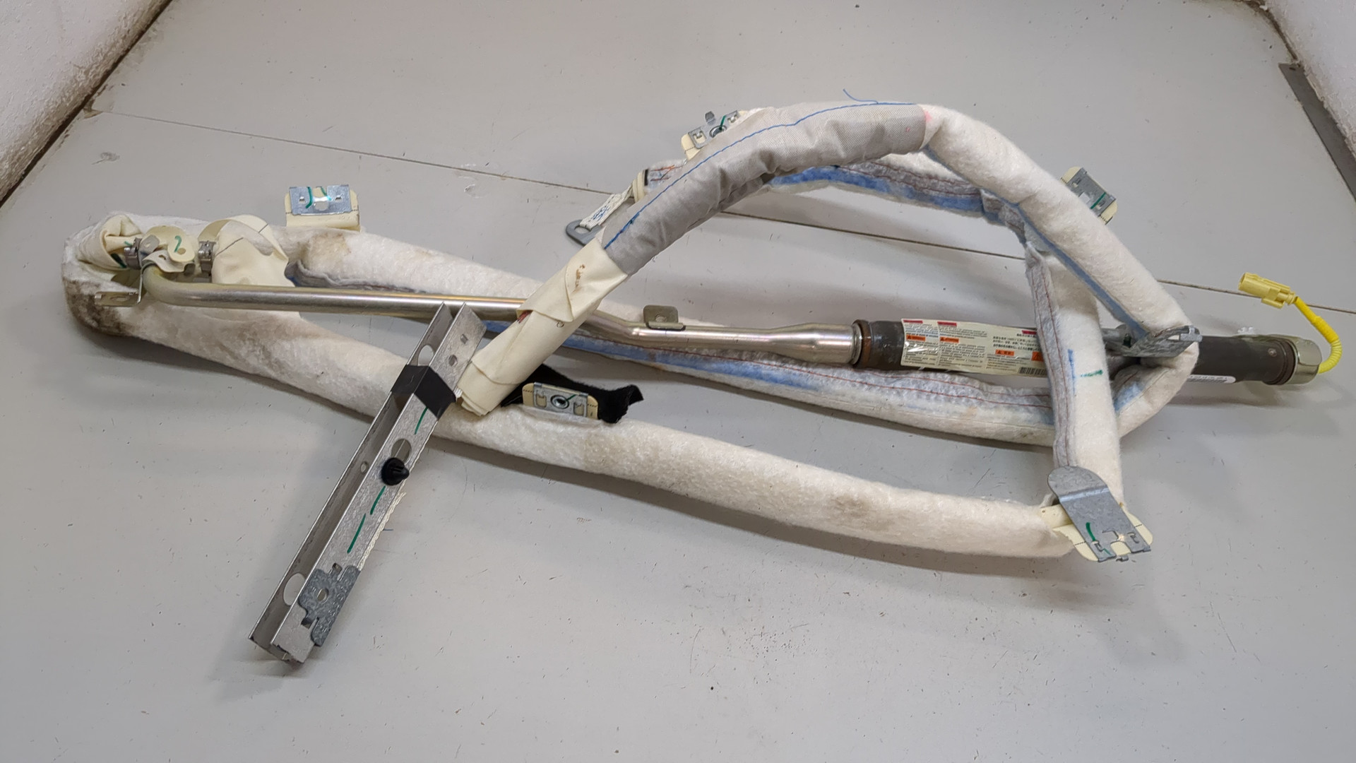 Подушка безопасности боковая (шторка)