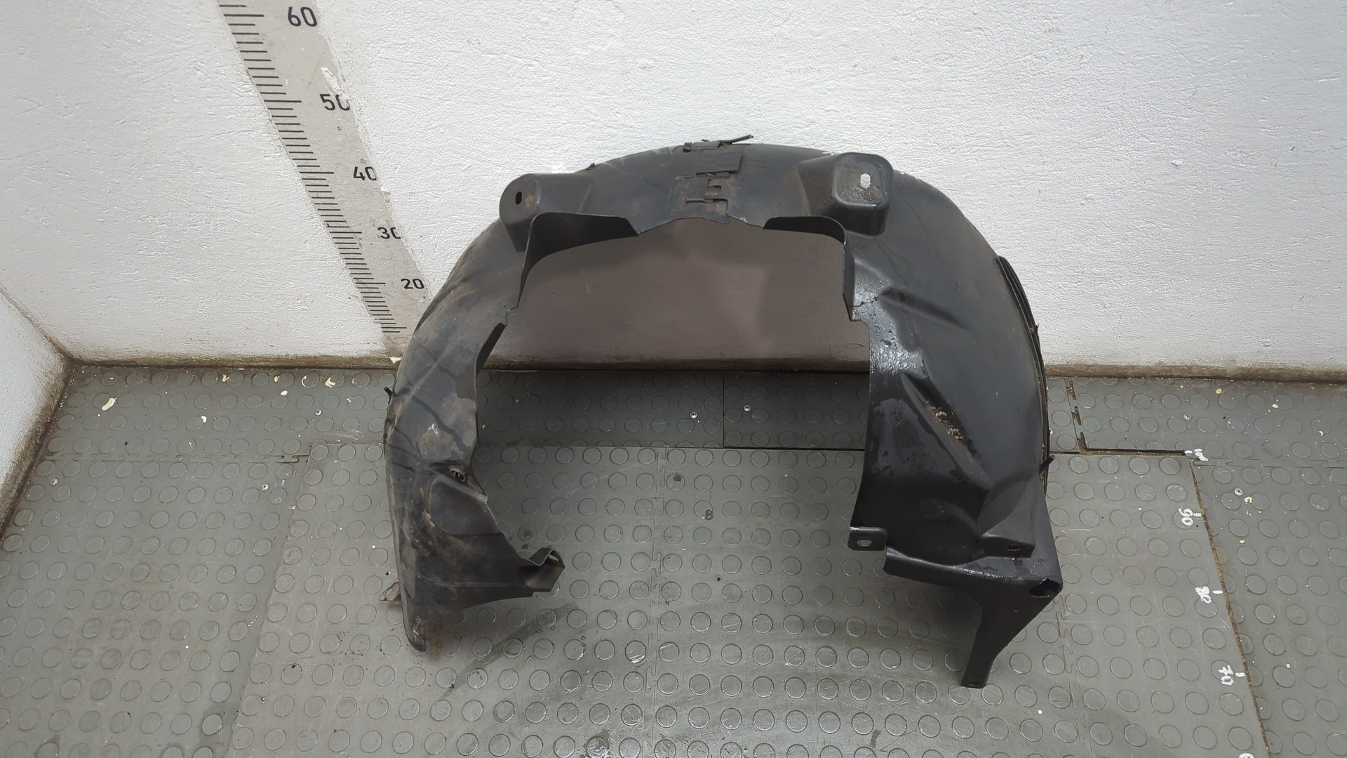 Локер передний левый