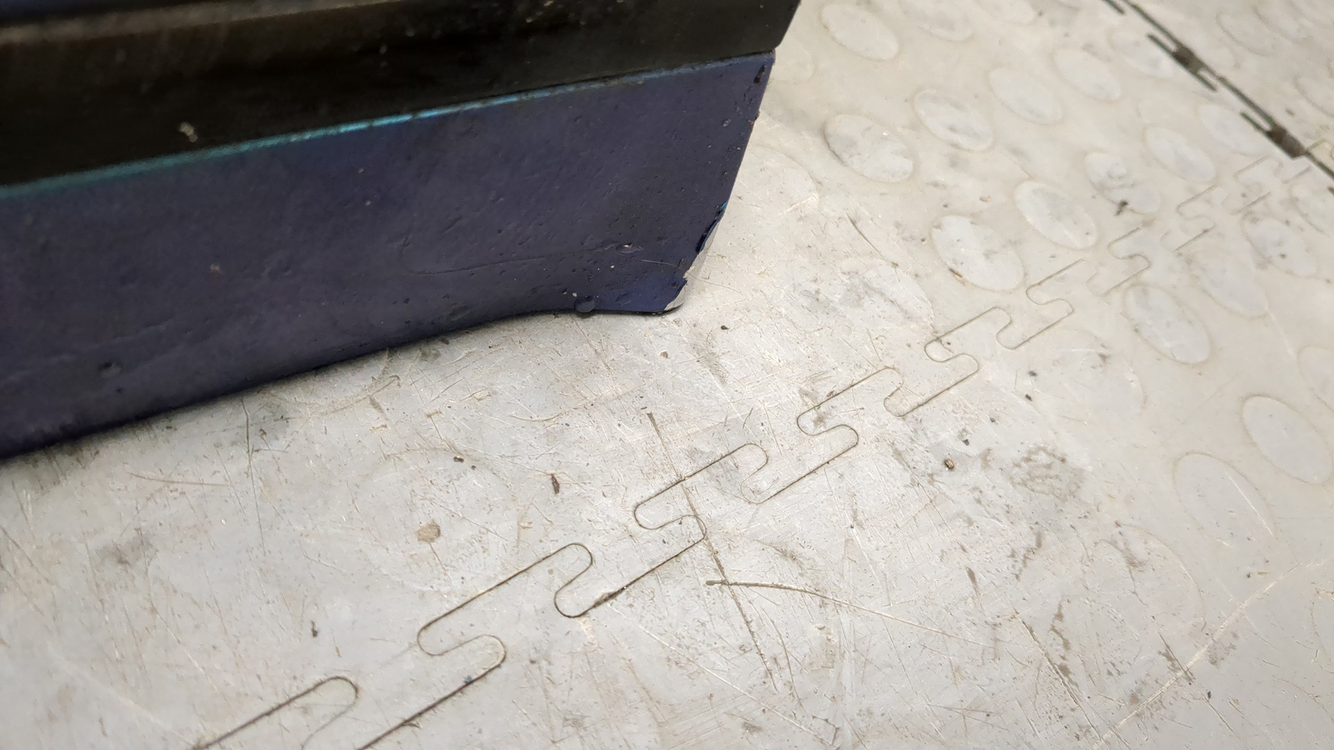 Дверь передняя левая