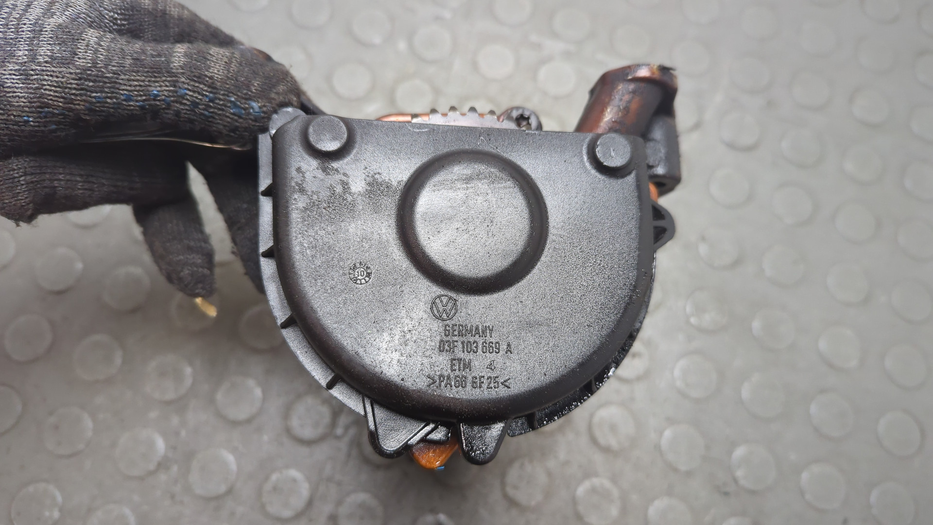 Насос масляный