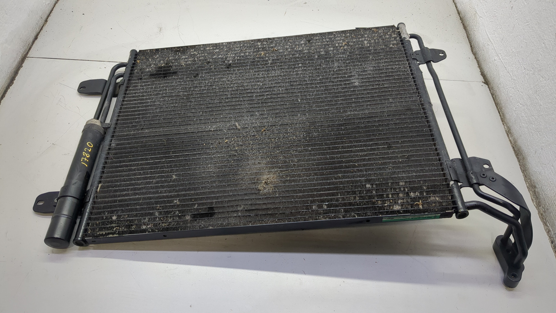 Радиатор кондиционера / конденсер