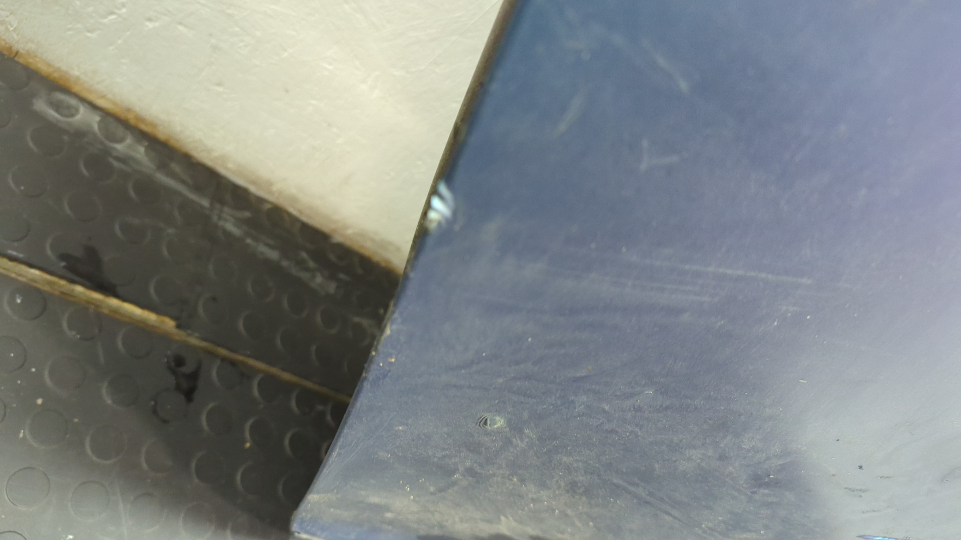 Дверь задняя правая