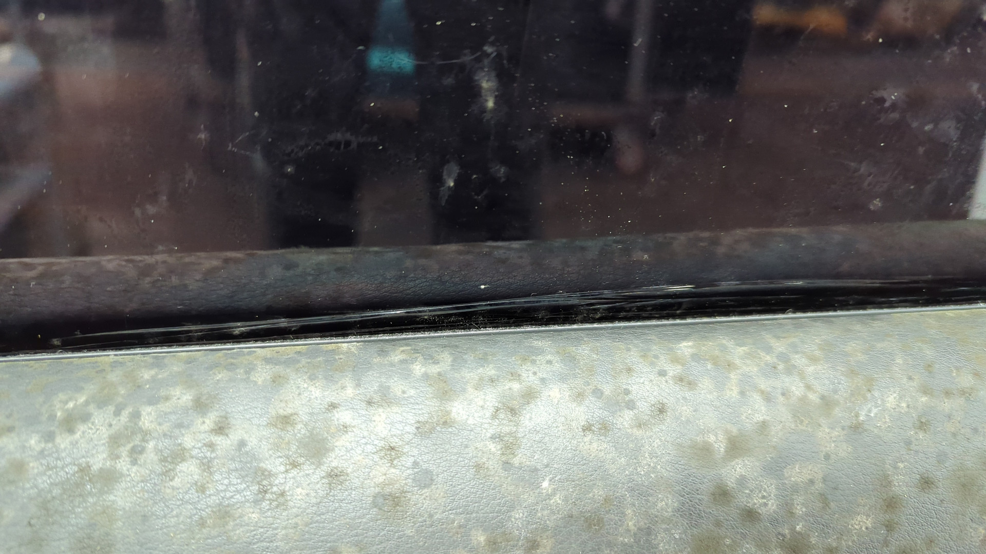 Дверь задняя правая