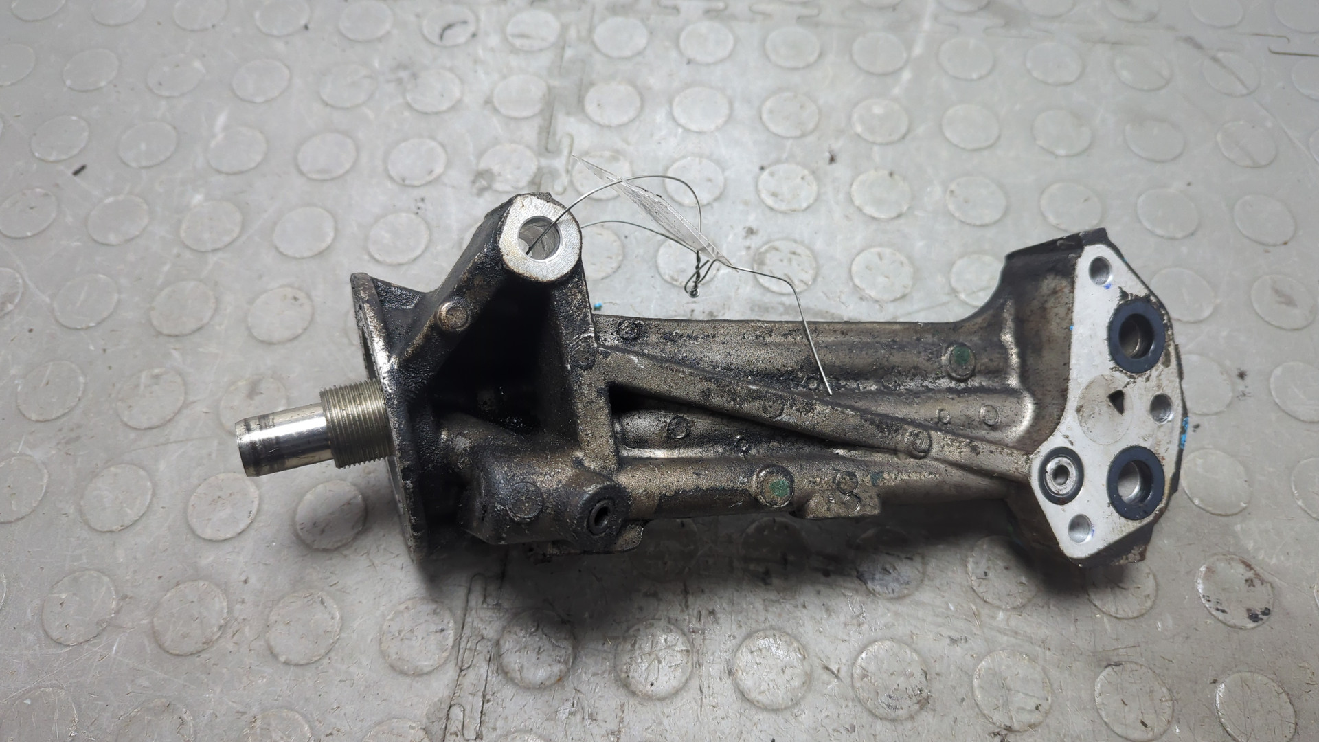 Корпус масляного фильтра