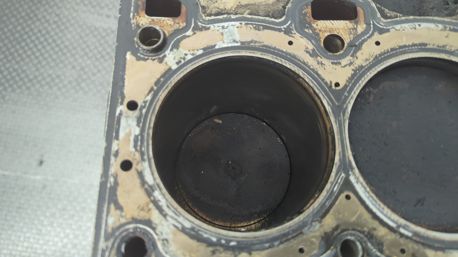 Блок двигателя