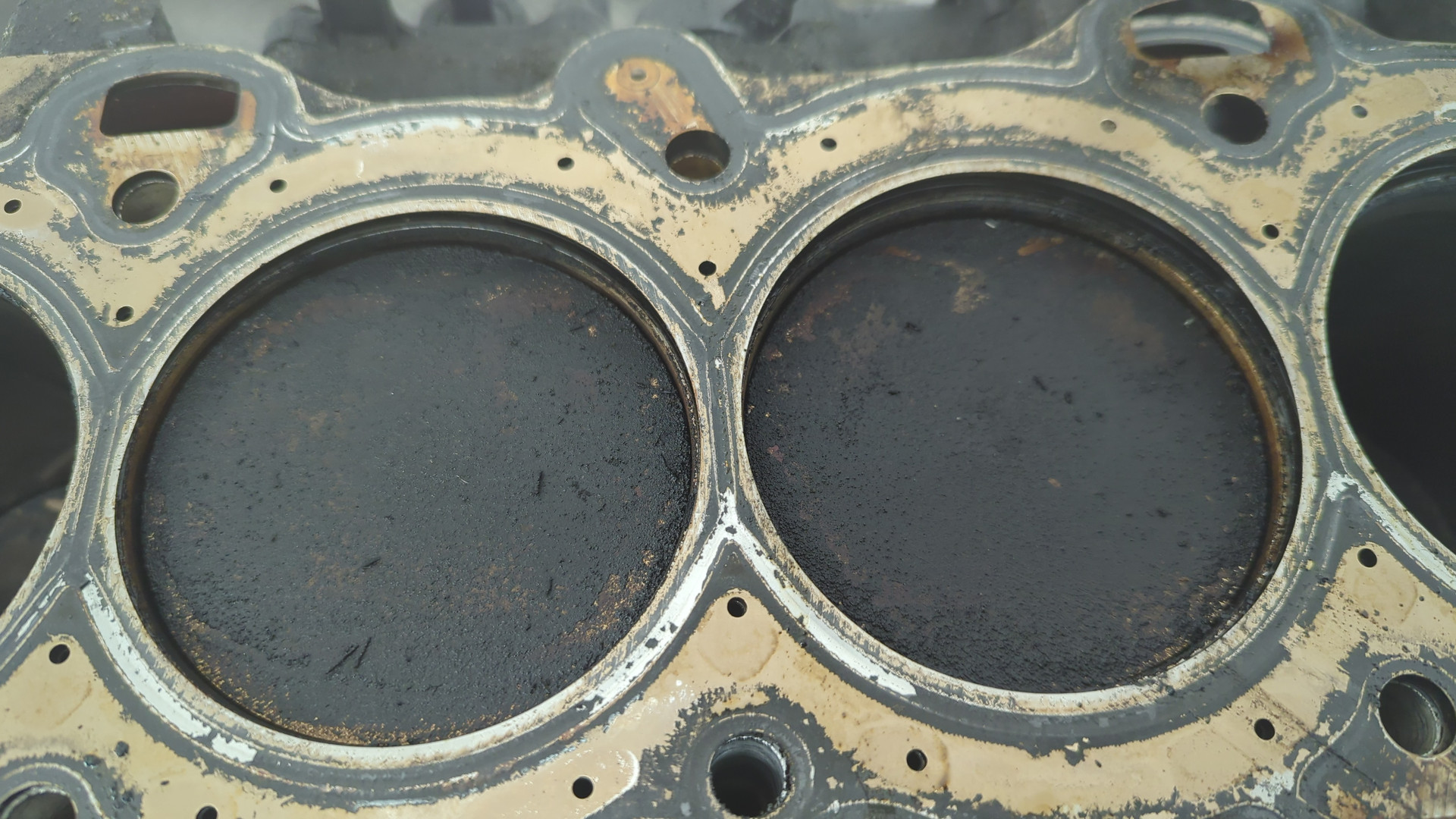 Блок двигателя