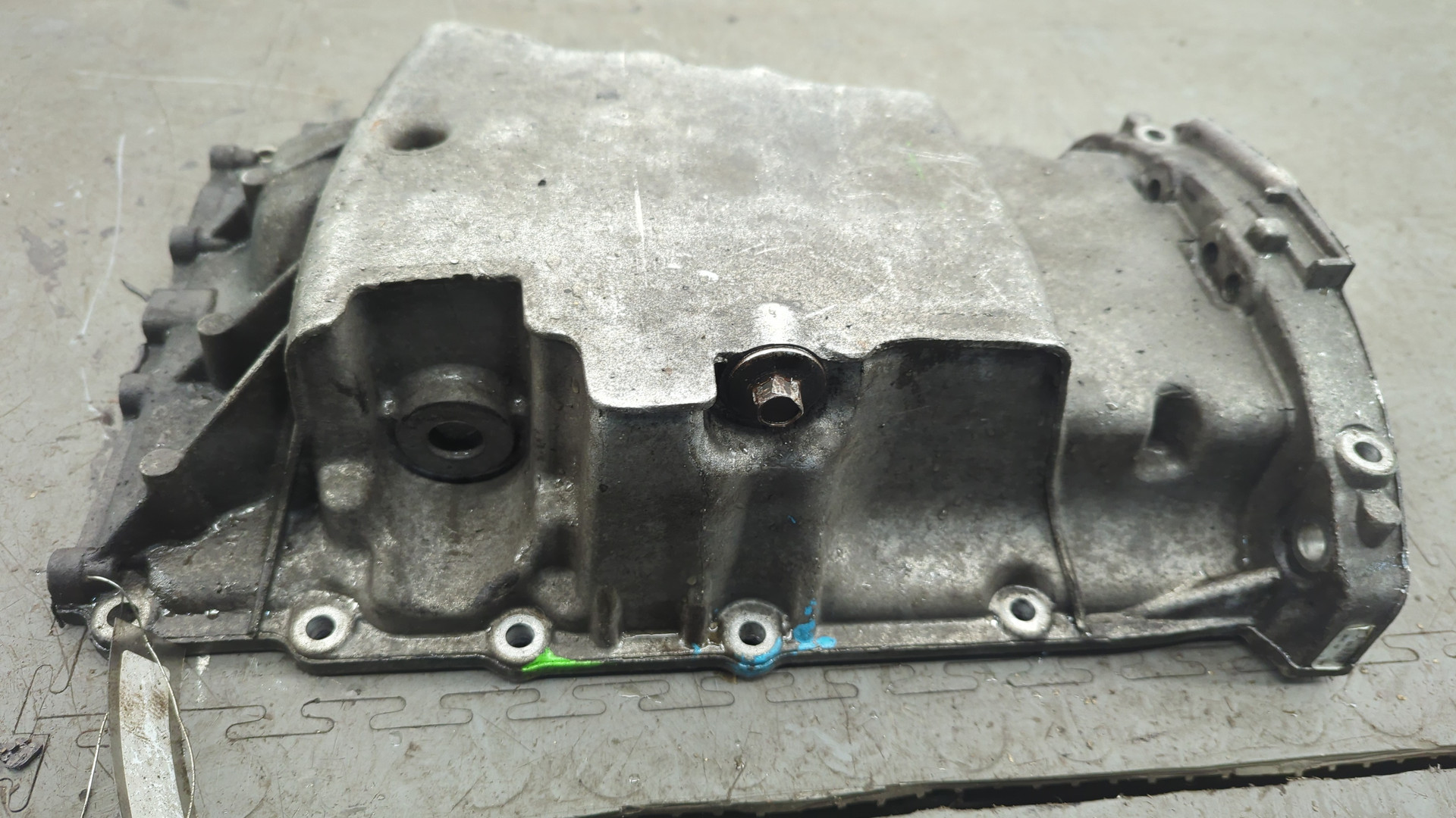 Поддон масляный двигателя (картер)