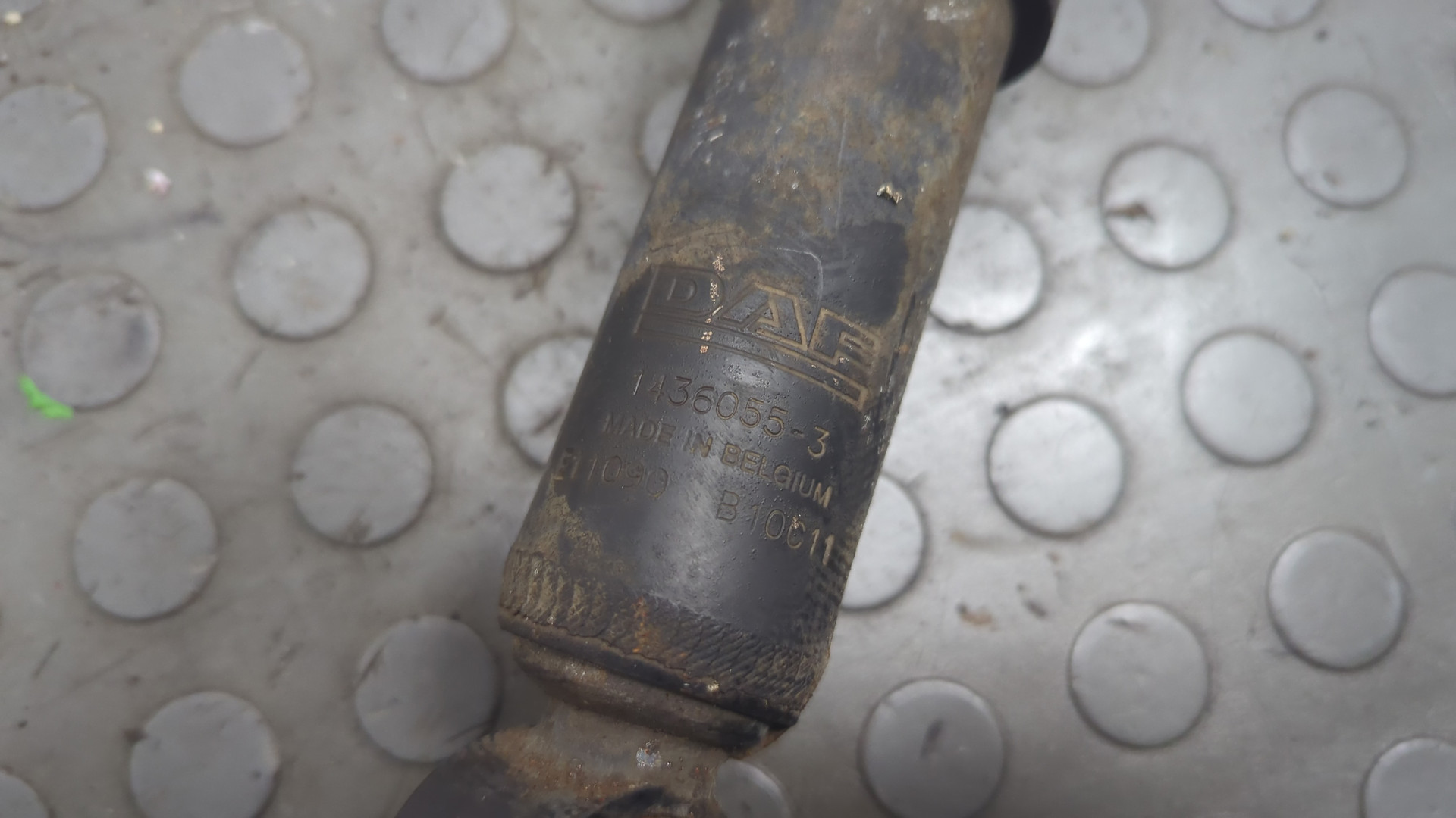 Амортизатор кабины