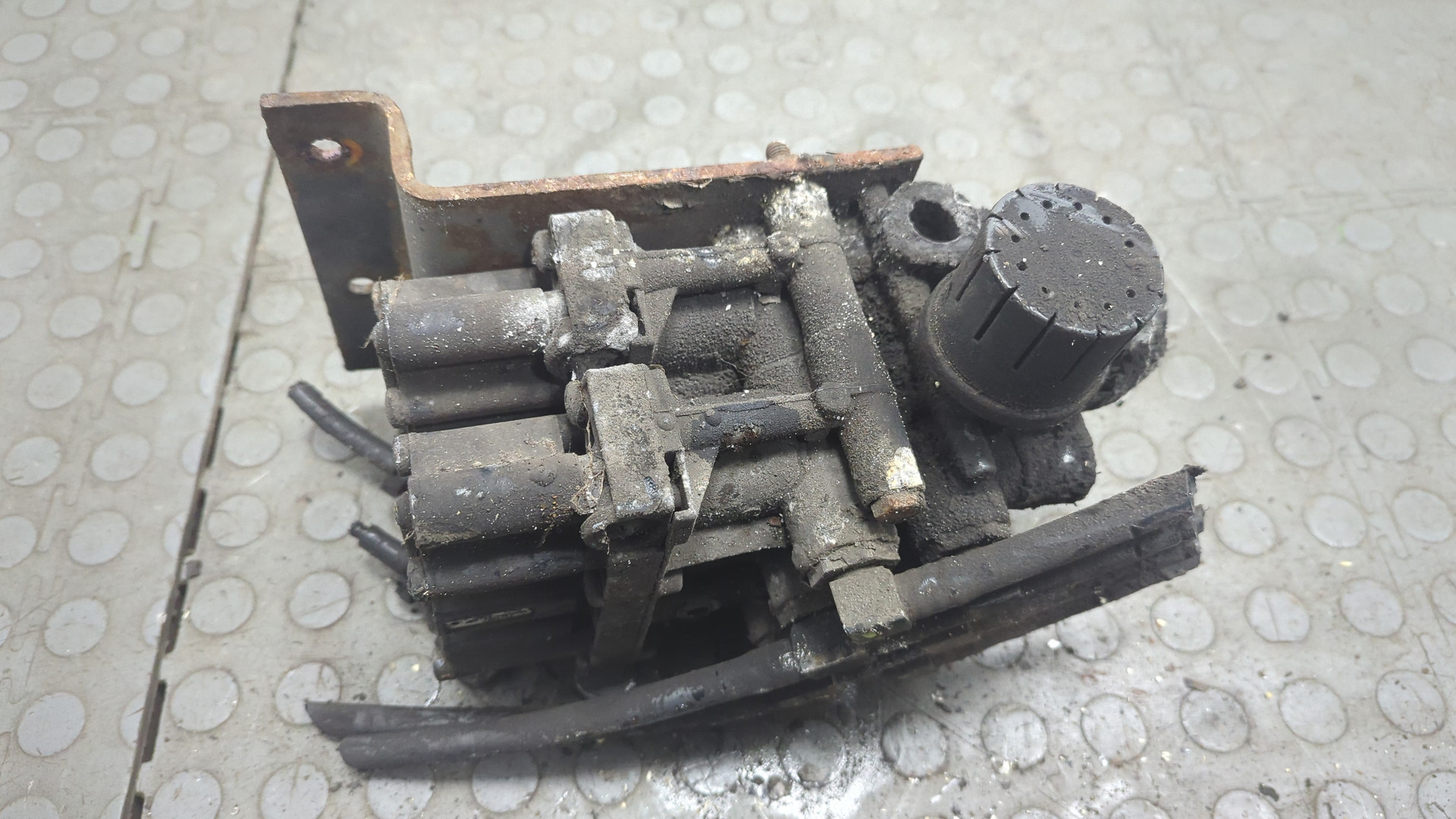 Кран уровня пола