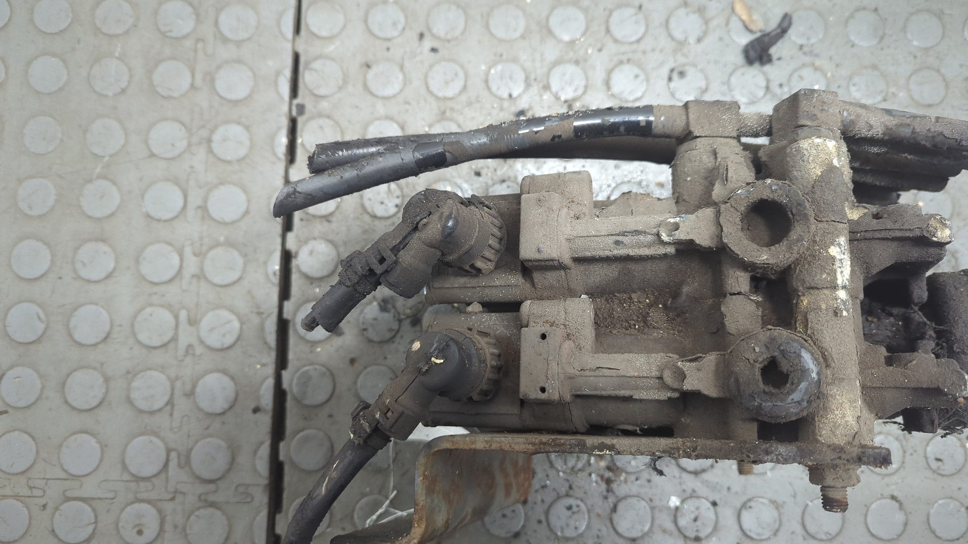 Кран уровня пола