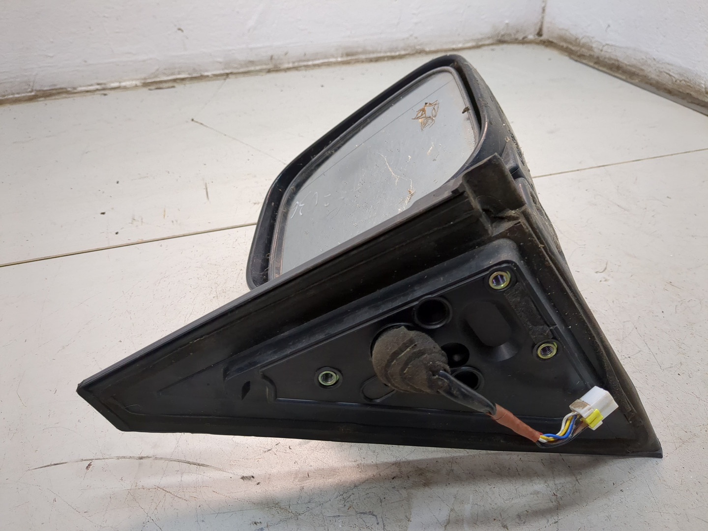 Зеркало правое электрическое