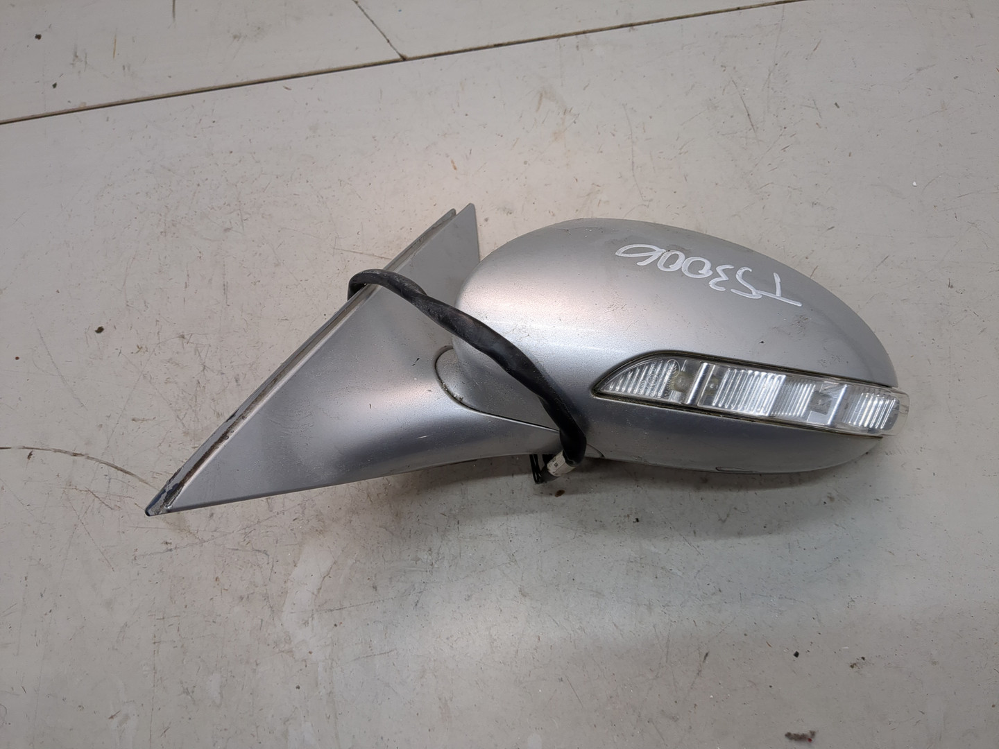 Зеркало левое электрическое