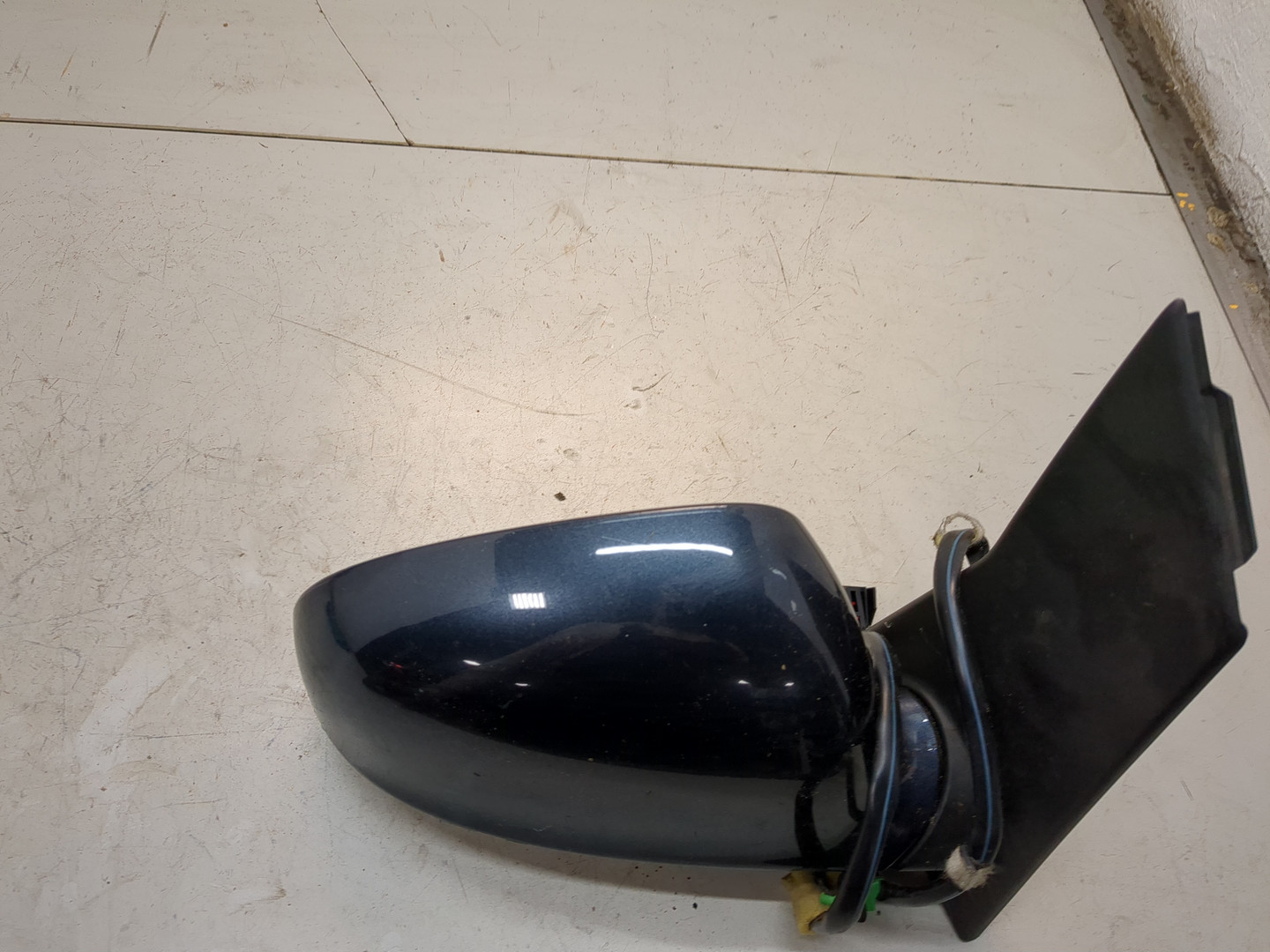 Зеркало правое электрическое