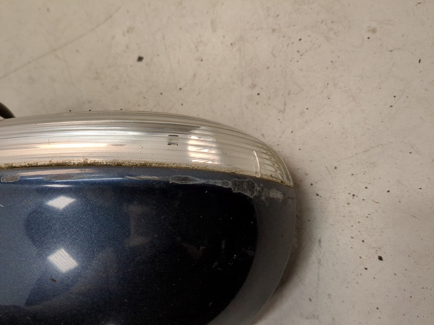 Зеркало правое электрическое