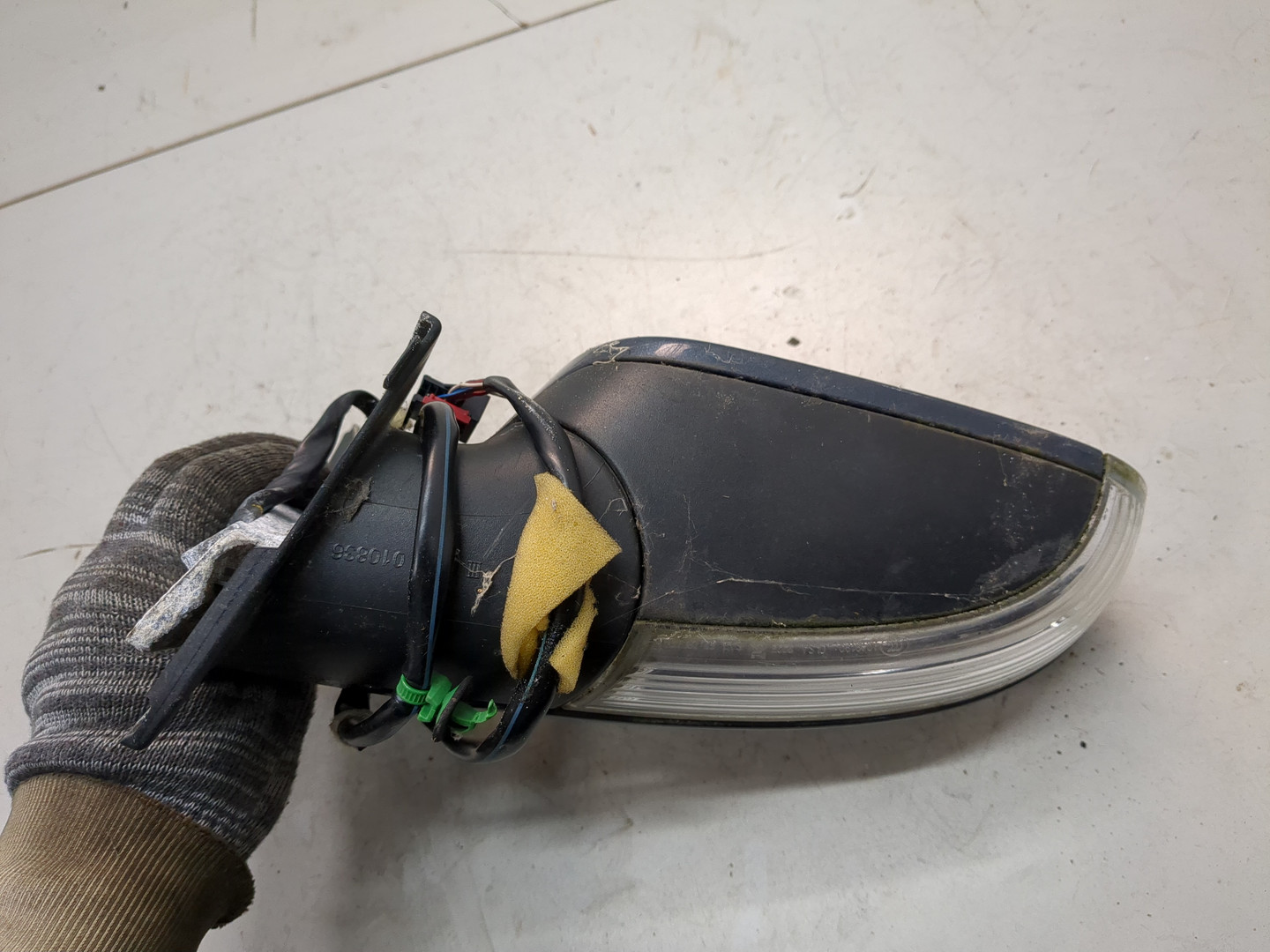 Зеркало правое электрическое