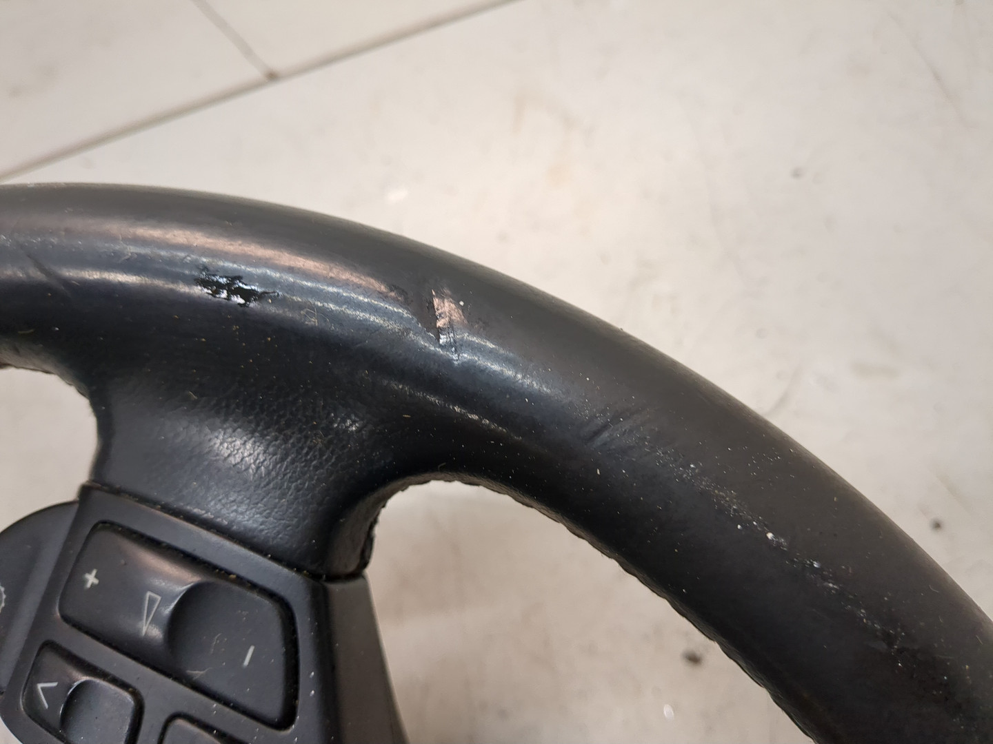 Рулевое колесо (руль)