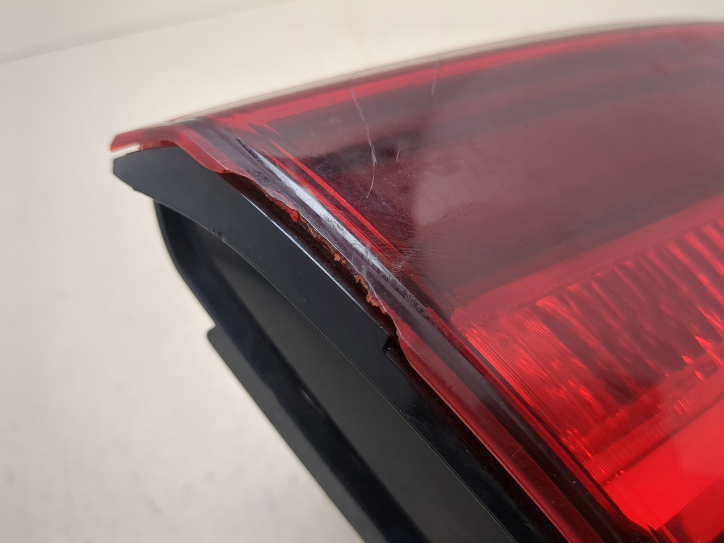 Фонарь задний внутренний правый