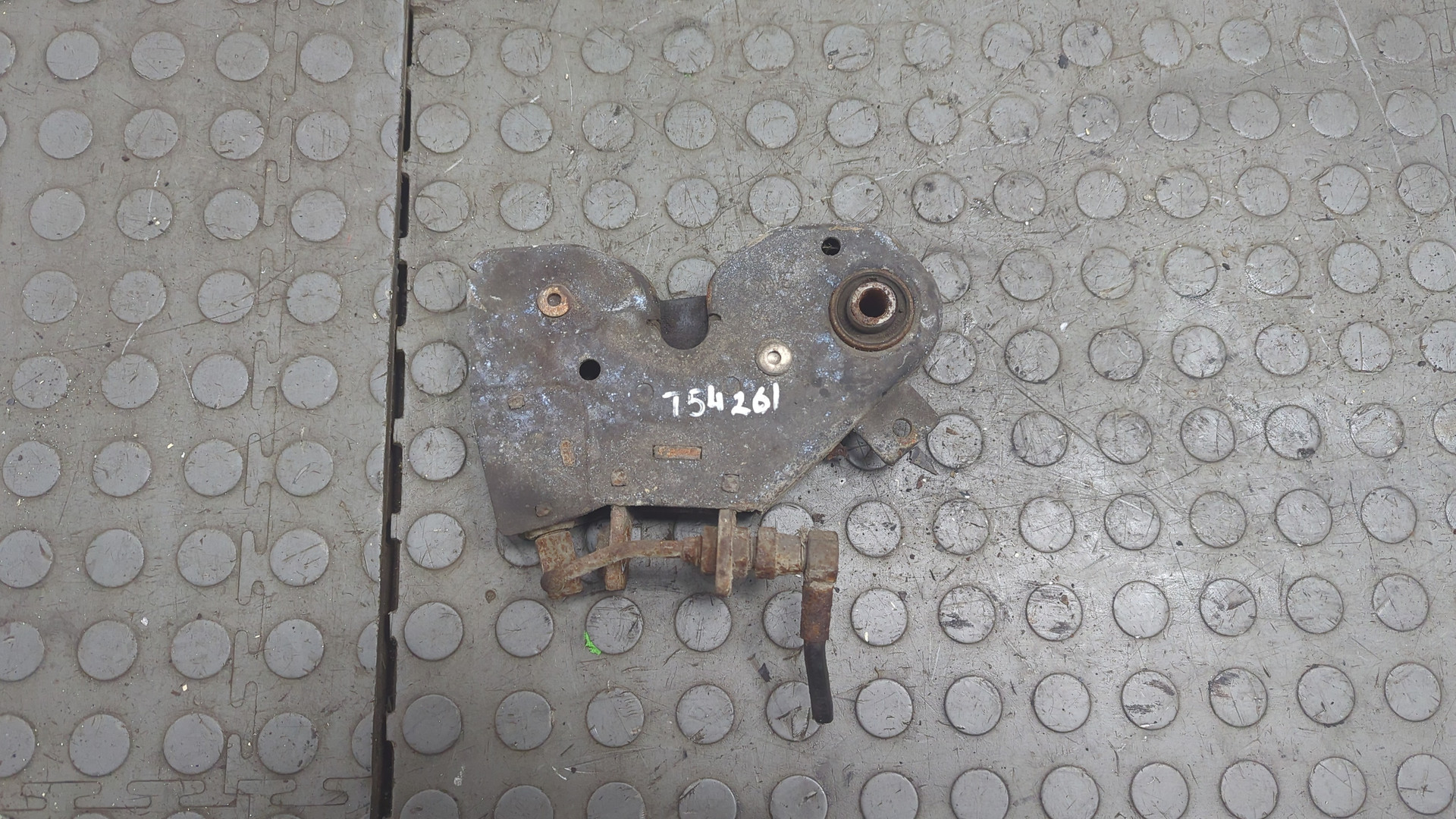 Замок кабины