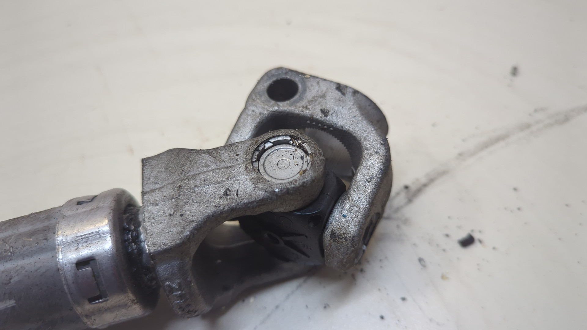 Кардан рулевой