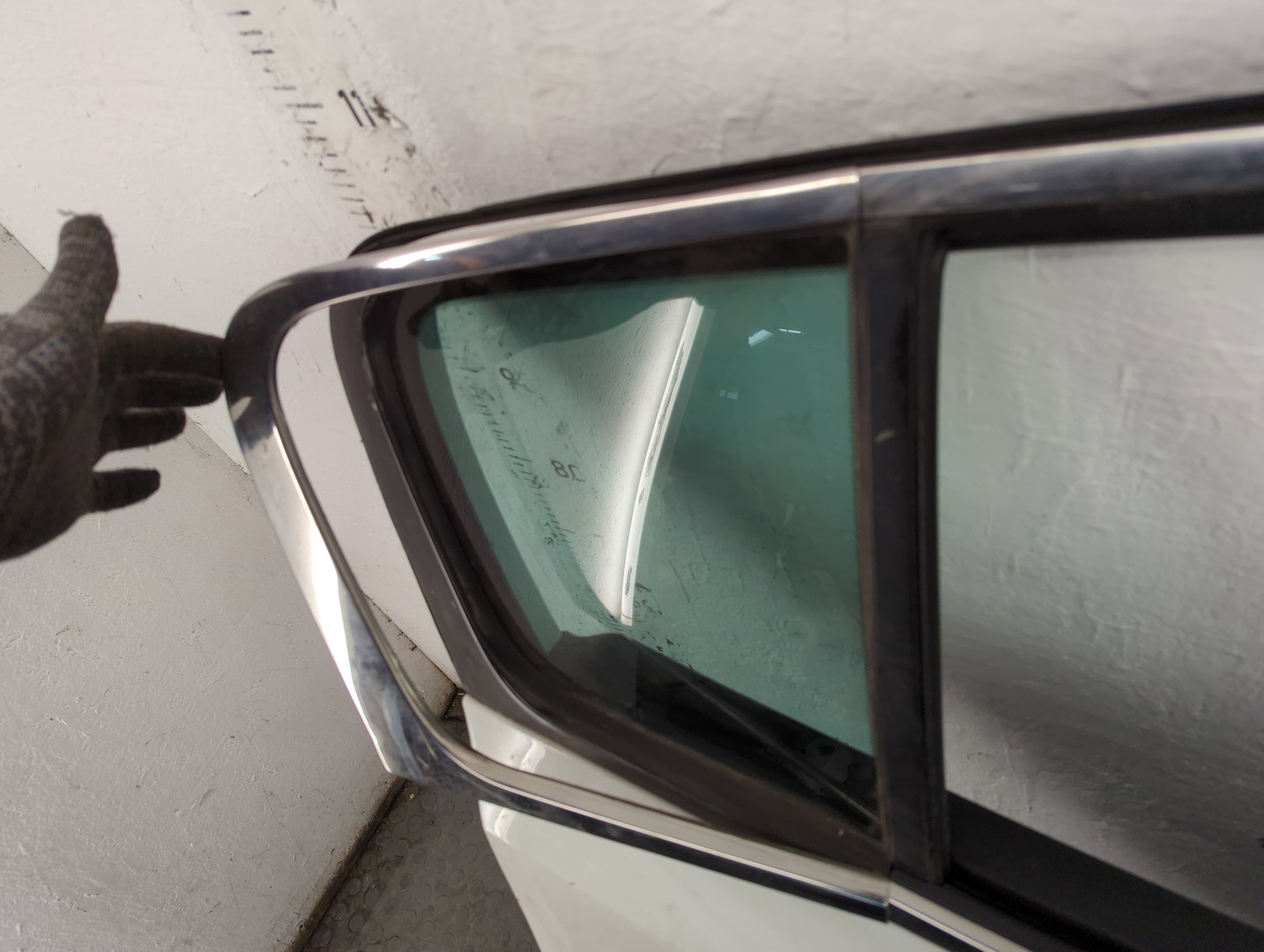 Дверь задняя правая