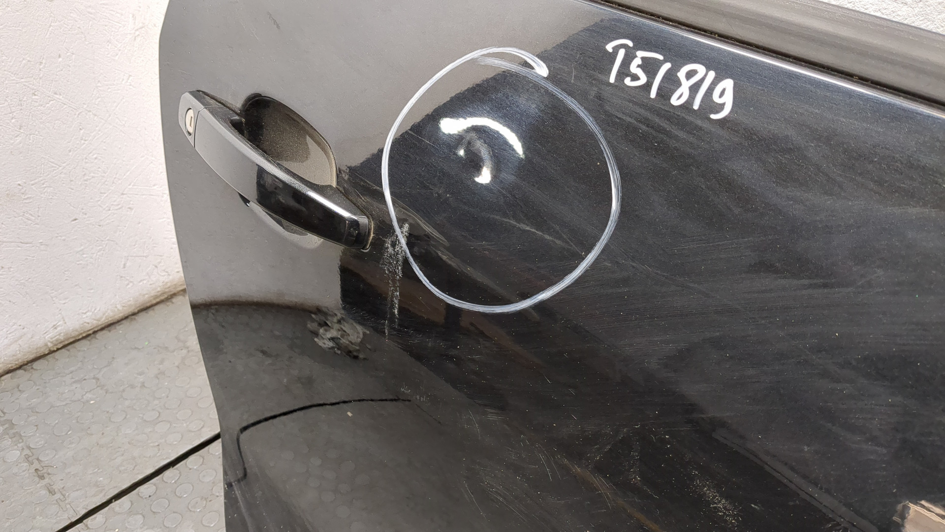 Дверь передняя правая