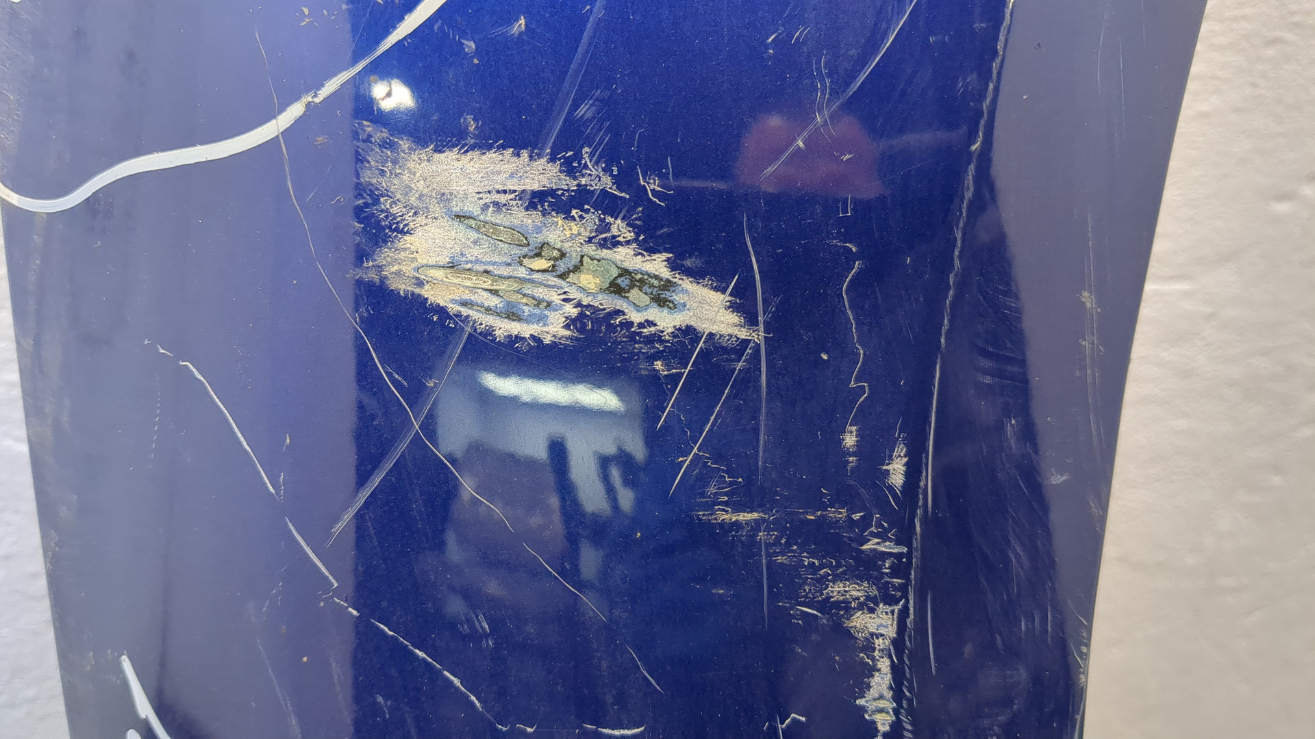 Крыло переднее правое