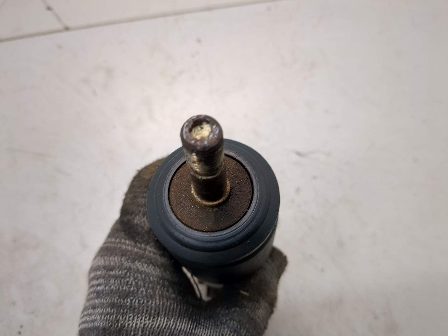 Амортизатор кабины