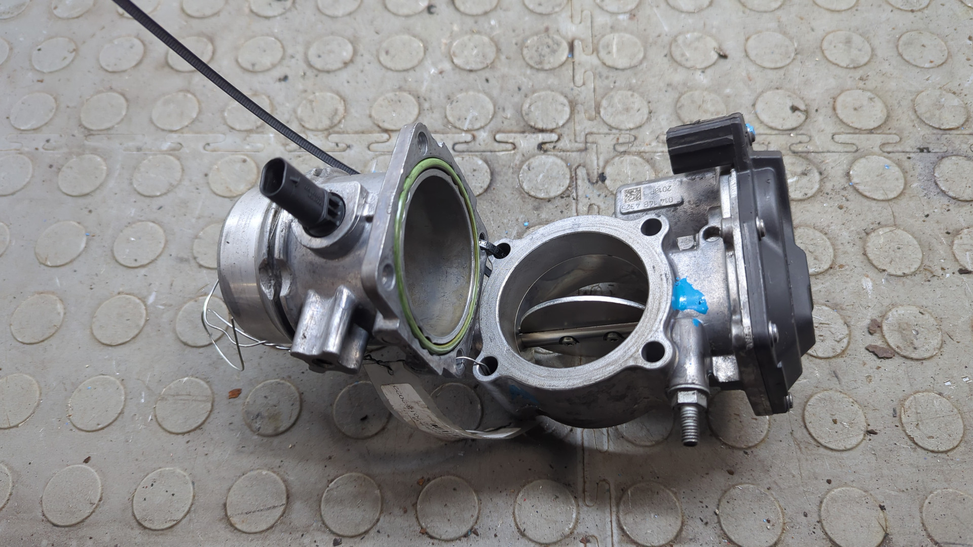 Заслонка дроссельная электрическая