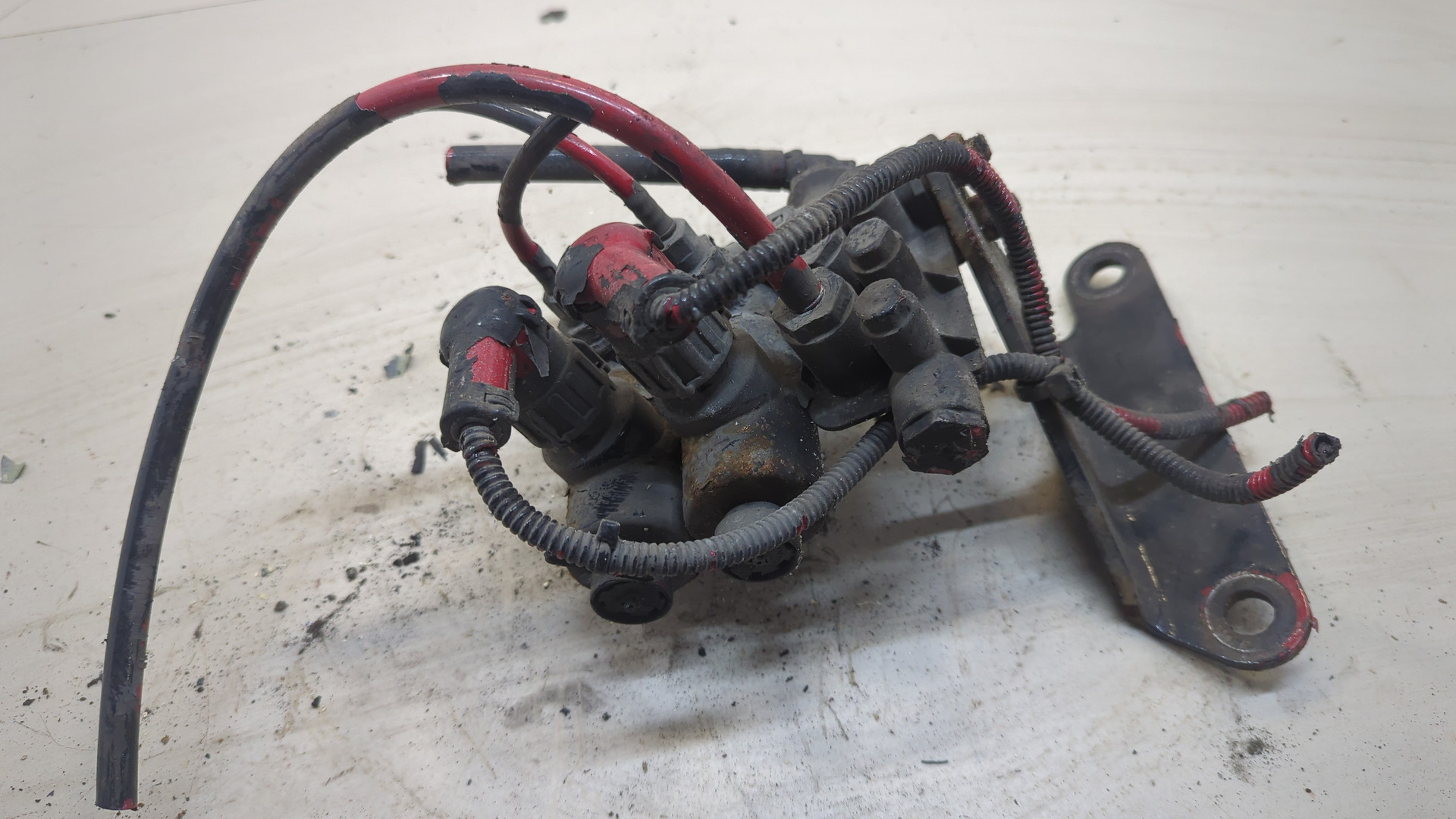 Распределитель тормозных сил