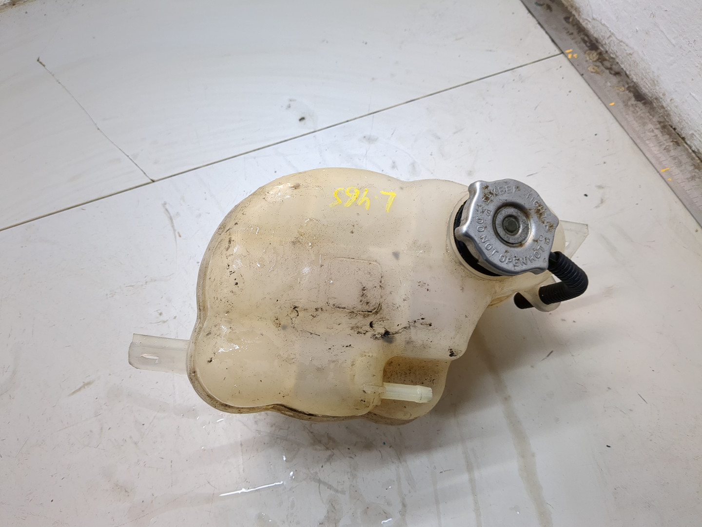 Бачок расширительный