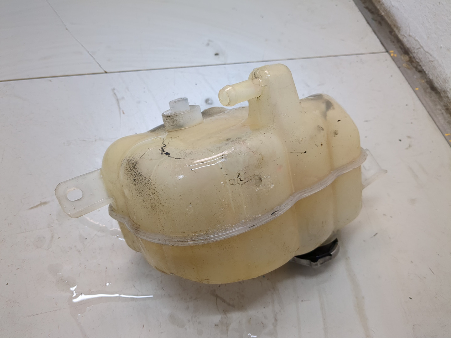 Бачок расширительный