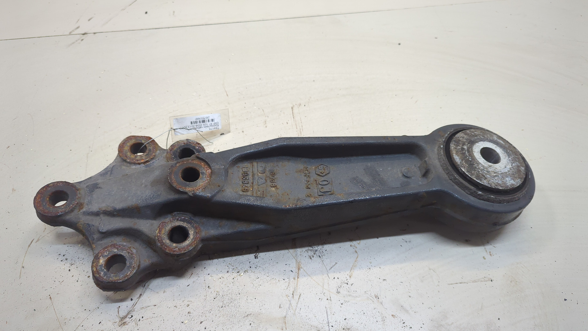 Кронштейн (сопут. товар)