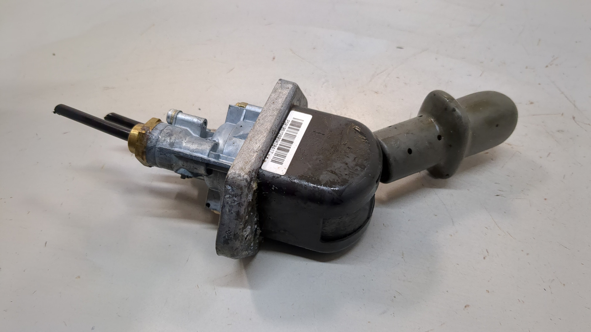 Рычаг стояночного тормоза