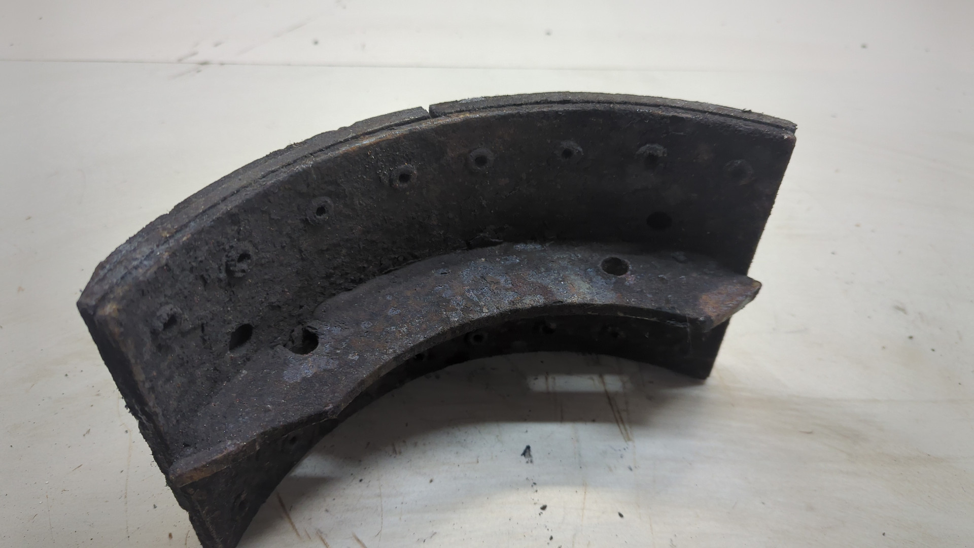 Колодки тормозные задние дисковые к-т