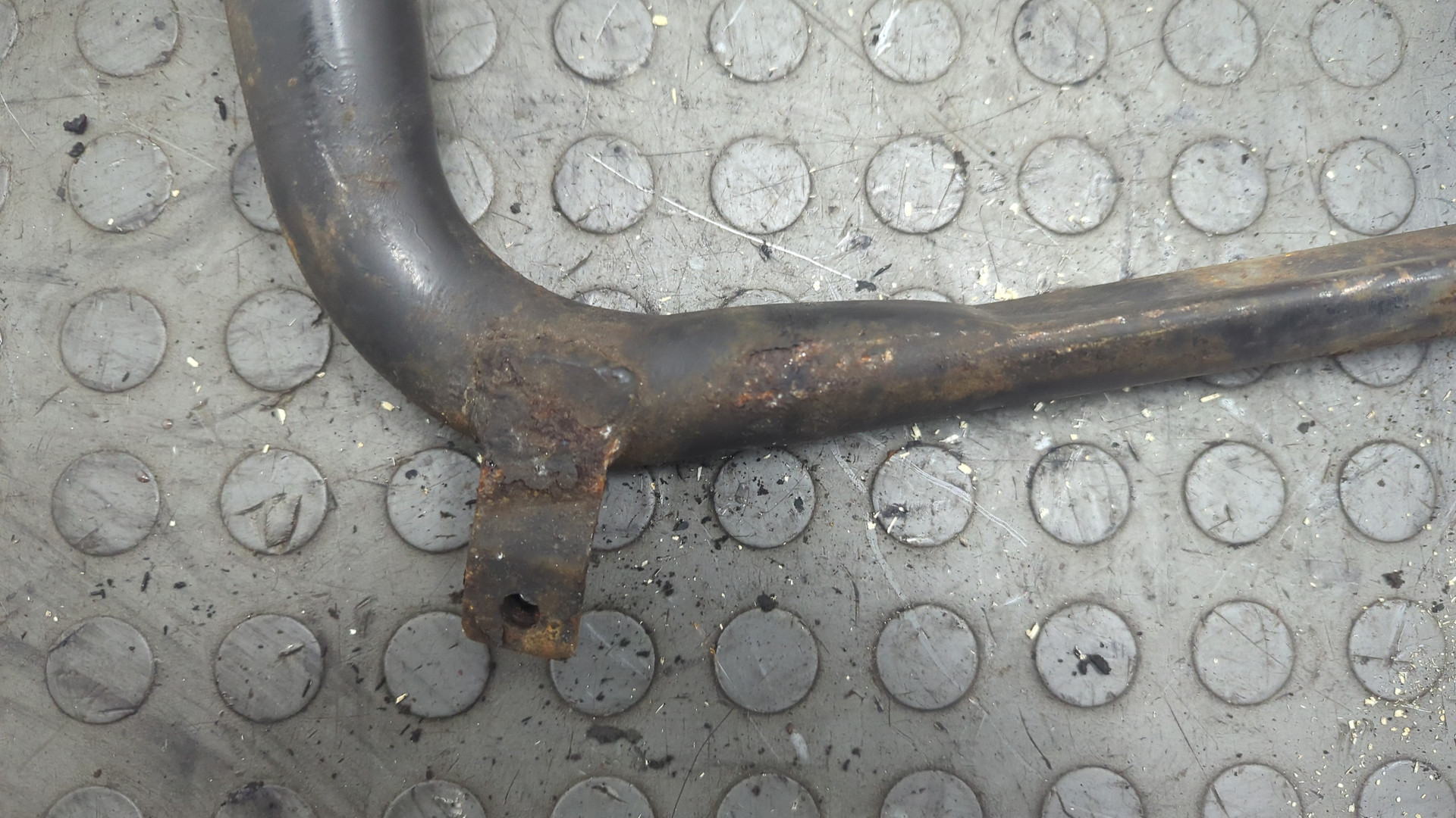 Маслозаливная горловина