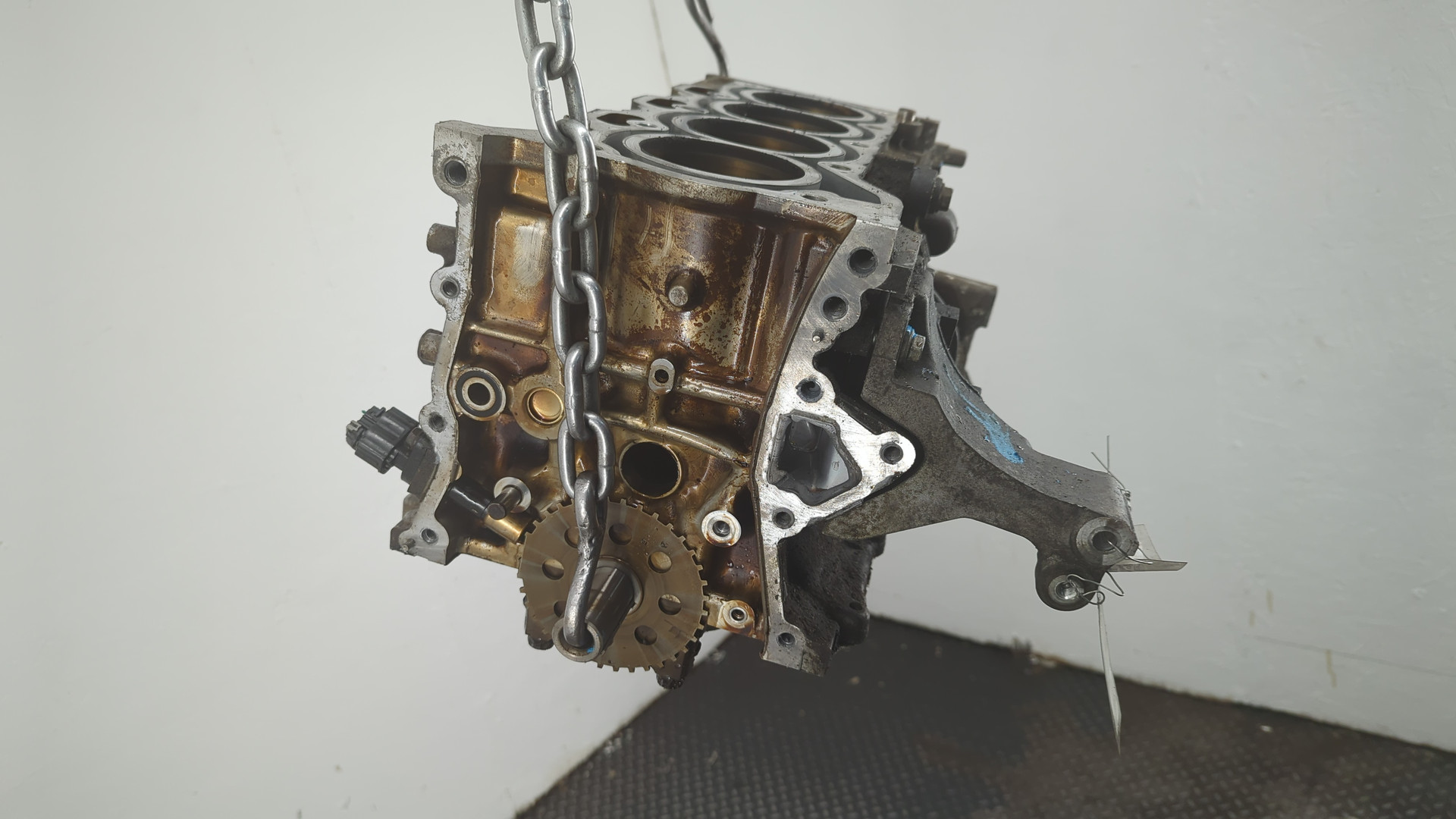 Блок двигателя