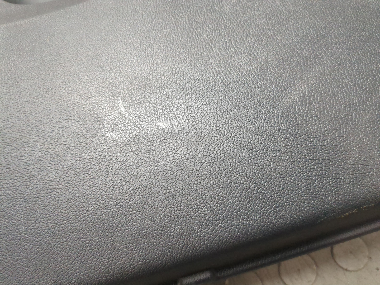 Обшивка двери задней левой