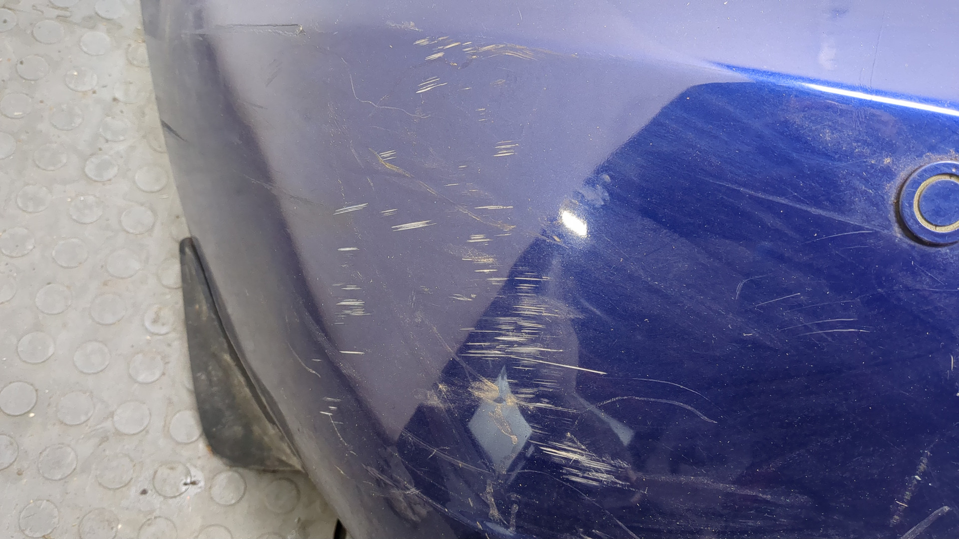 Бампер задний