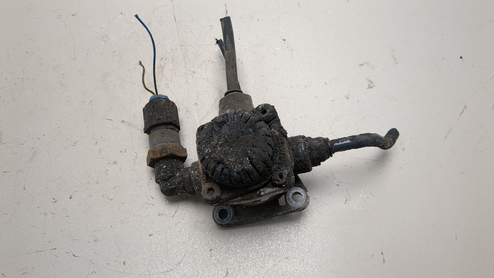 Клапан электромагнитный